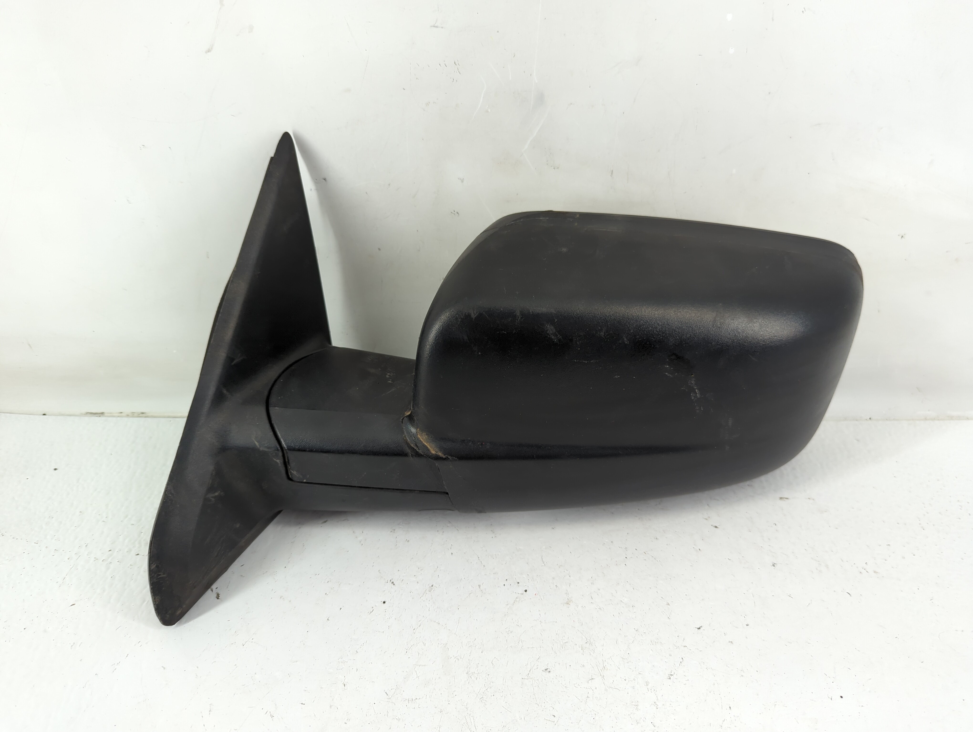 Picture of Dodge Ram 1500 Driver Left Side View Power Door Mirror Black 1117447