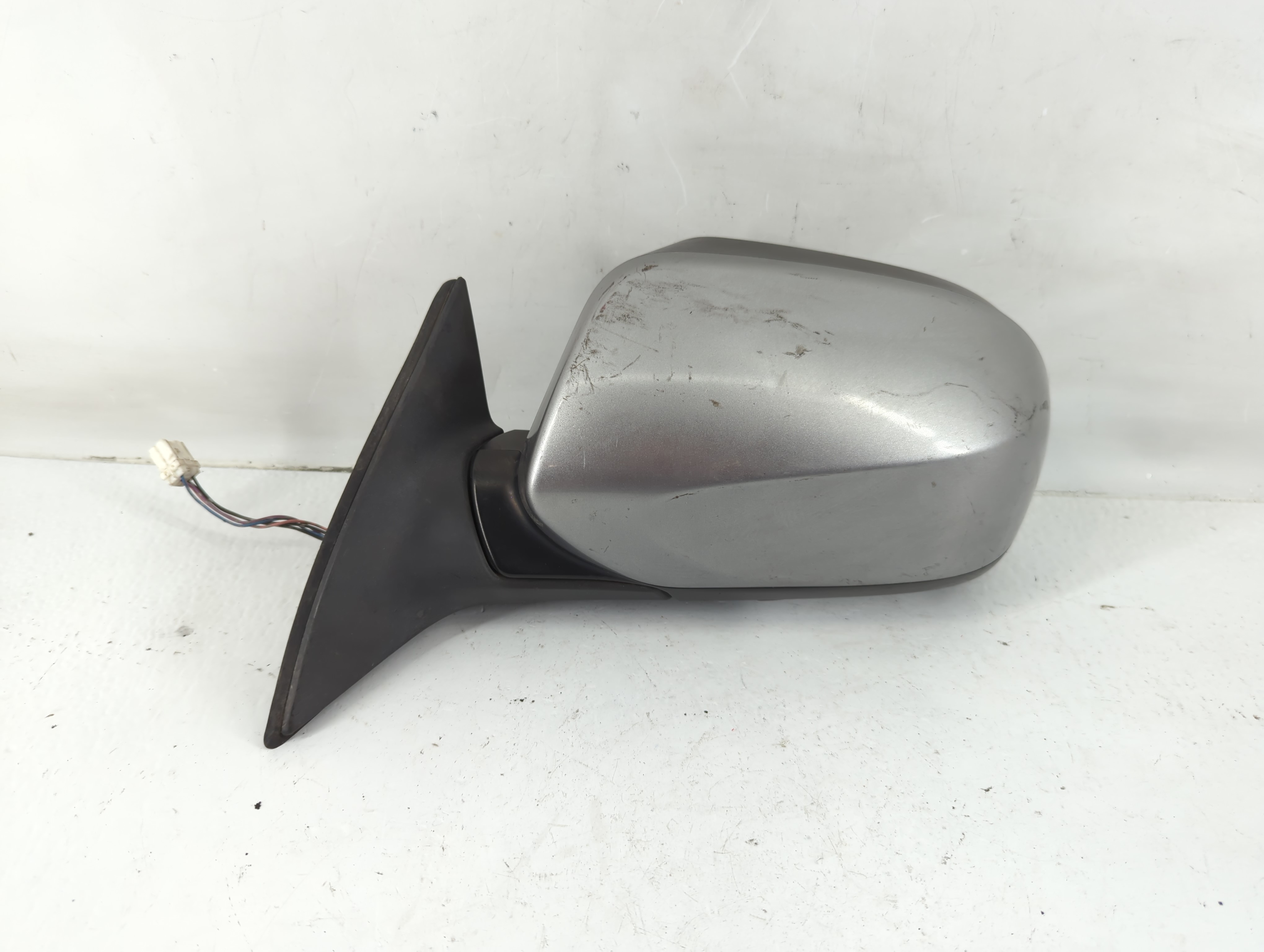 2011-2014 Subaru Legacy Driver Left Side View Power Door Mirror Grey 1117453 - Oemusedautoparts1.com
