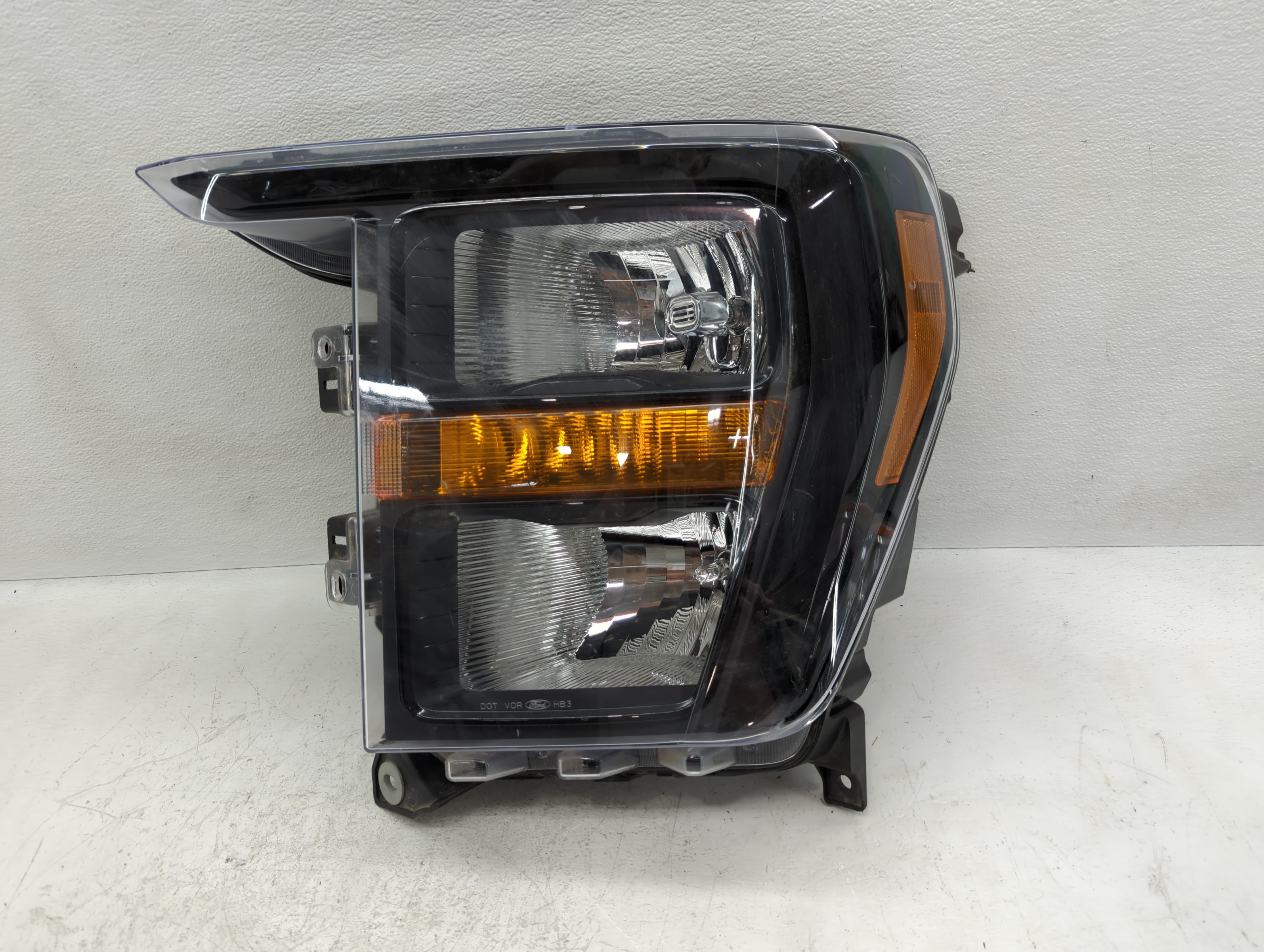 Picture of 2021-2022 Ford F-150 Driver Left Oem Head Light Headlight Lamp 1117458