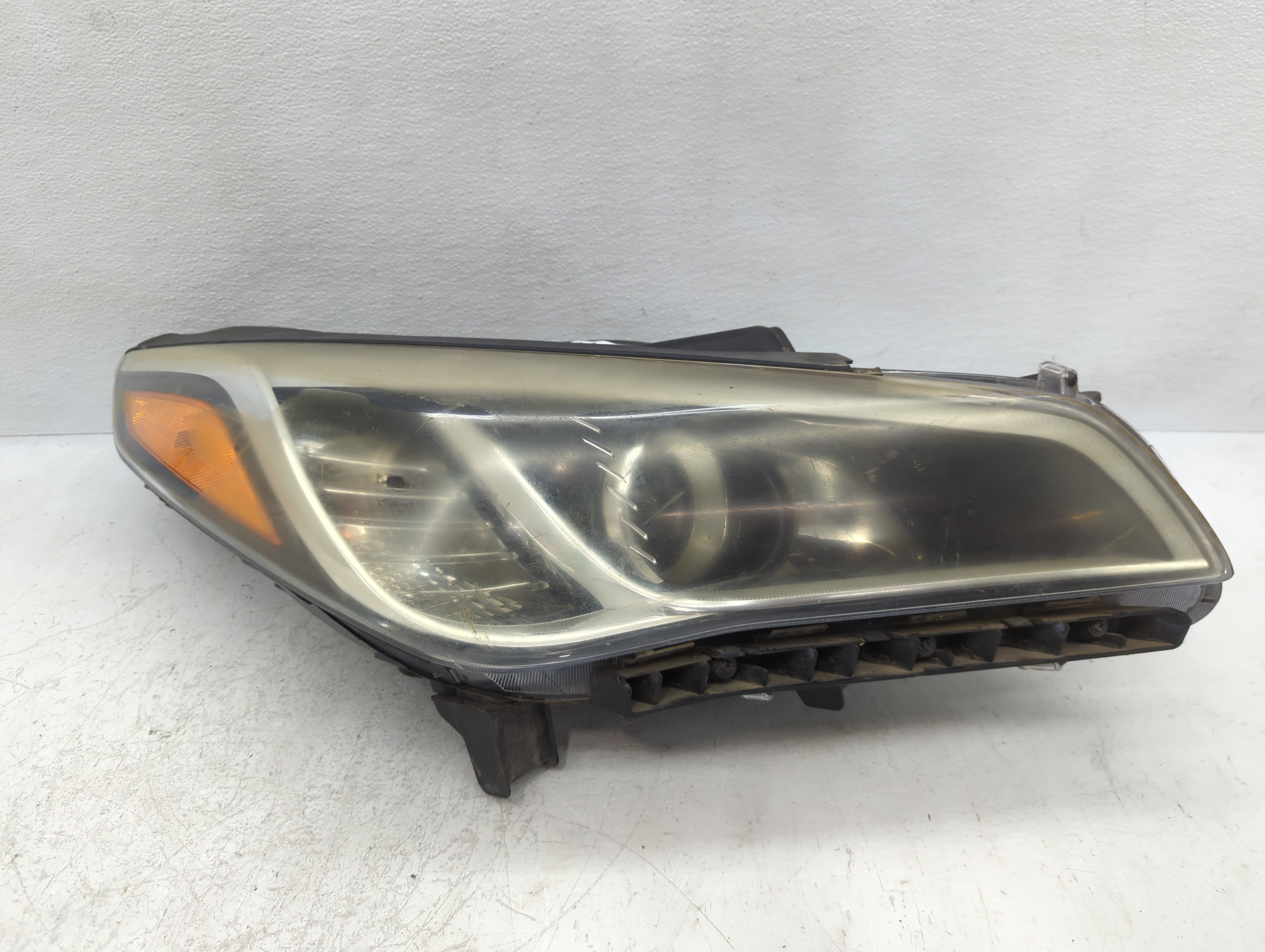 Picture of 2016-2017 Hyundai Sonata Passenger Right Oem Head Light Headlight Lamp 1117473