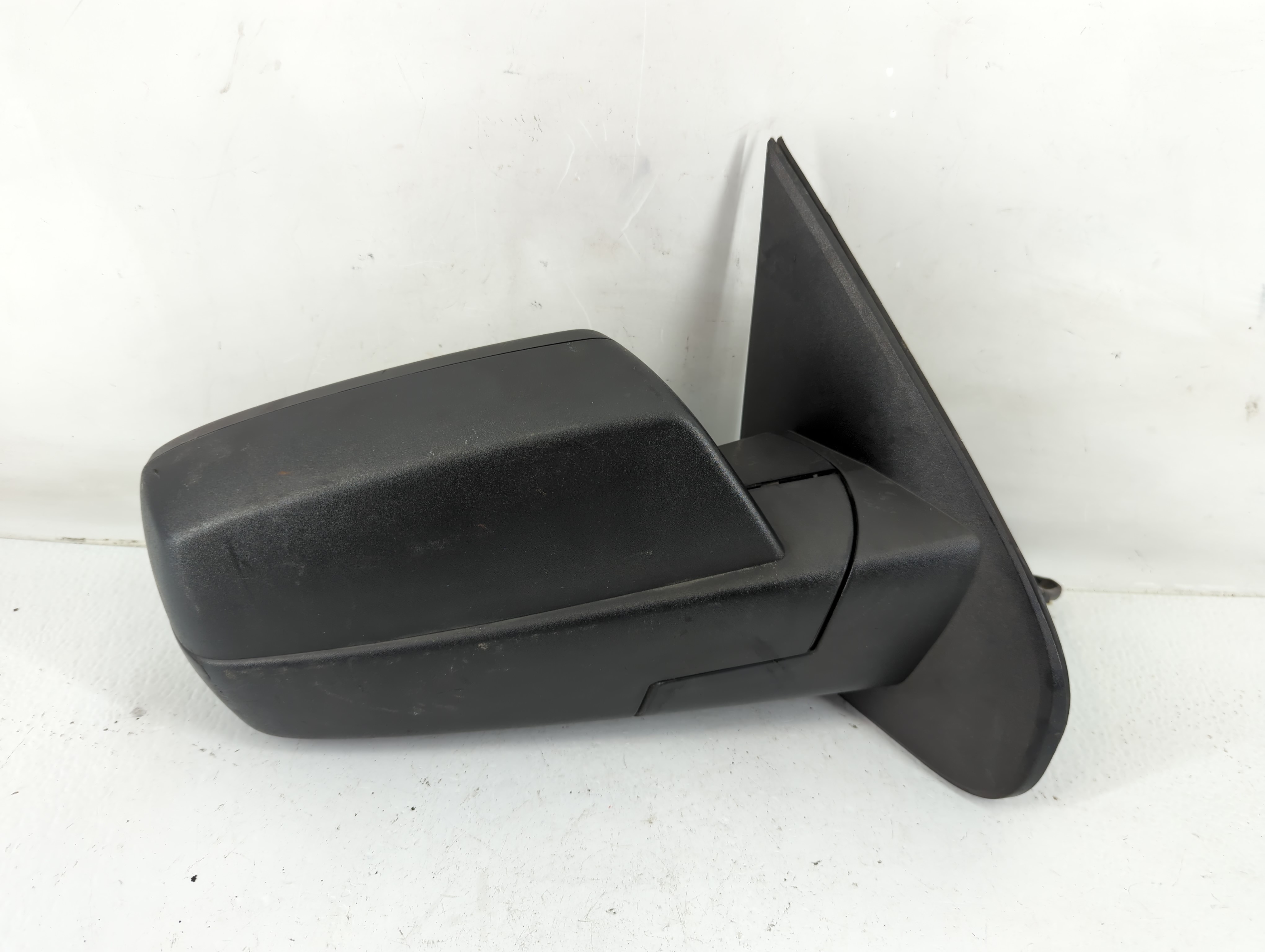 Picture of 2014-2019 Gmc Sierra 1500 Passenger Right Side View Power Door Mirror 1117492