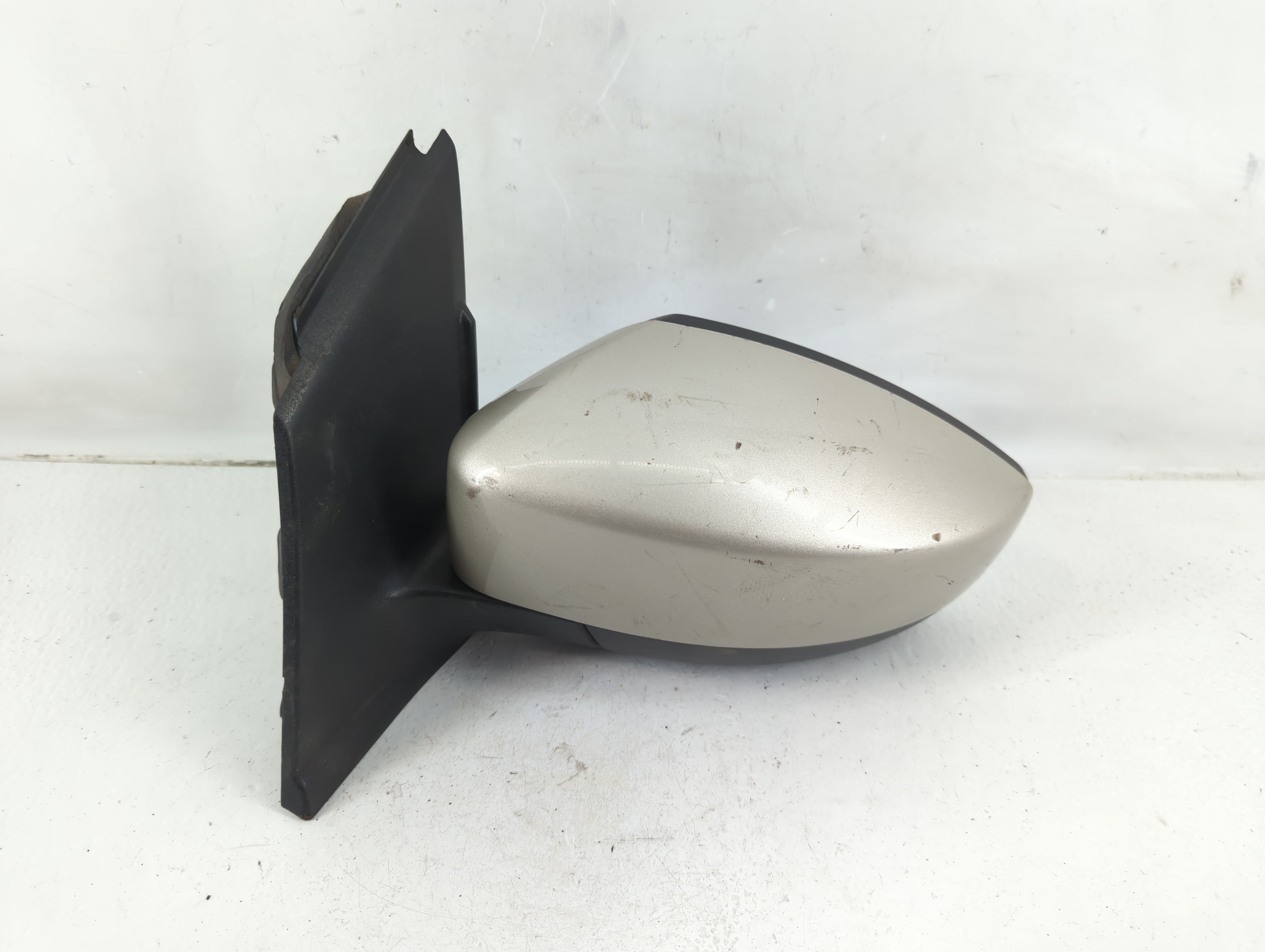 2017-2019 Ford Escape Driver Left Side View Power Door Mirror Silver 1117506 - Oemusedautoparts1.com