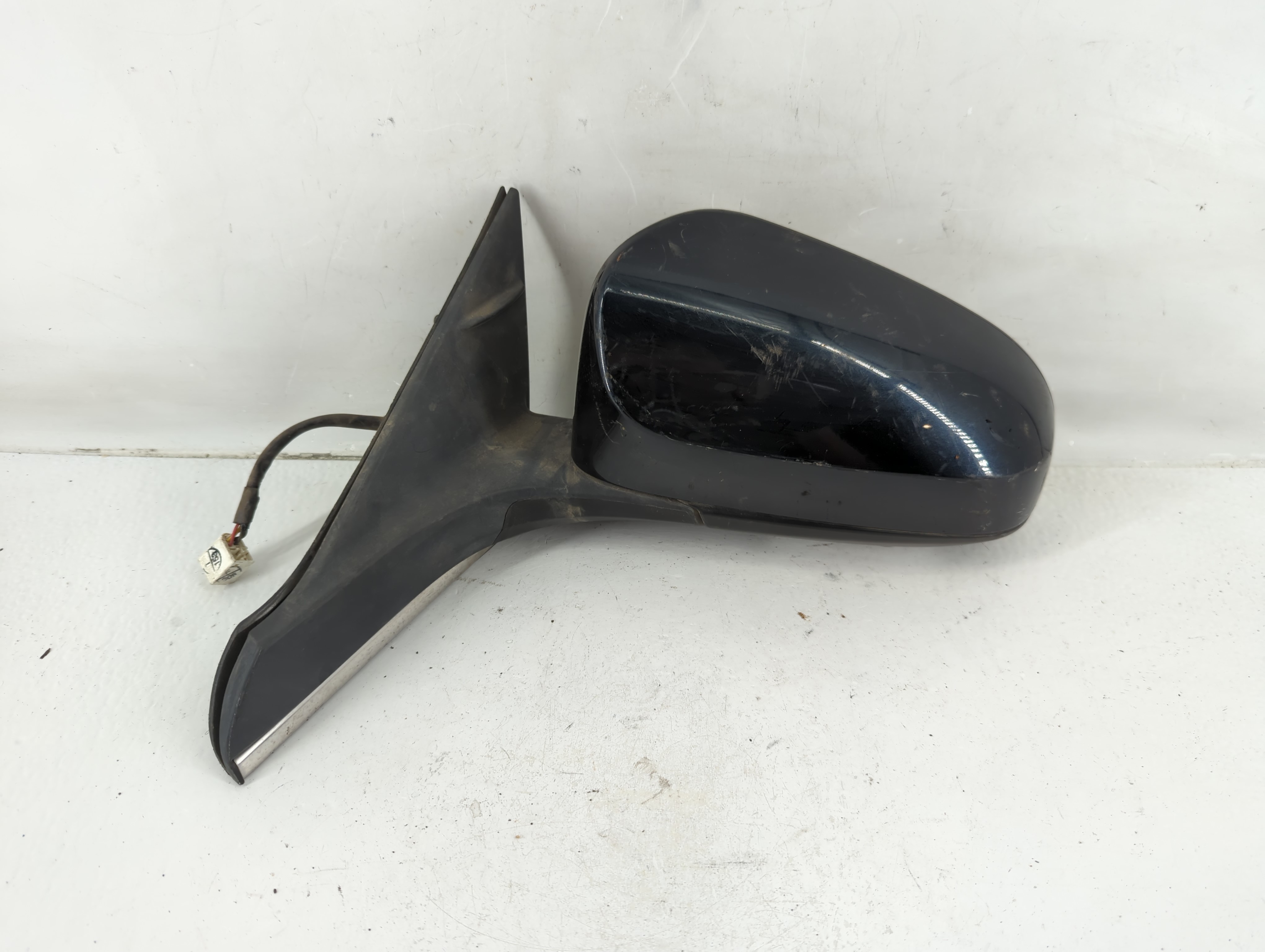 2015-2017 Toyota Camry Driver Left Side View Power Door Mirror Blue 1117507 - Oemusedautoparts1.com