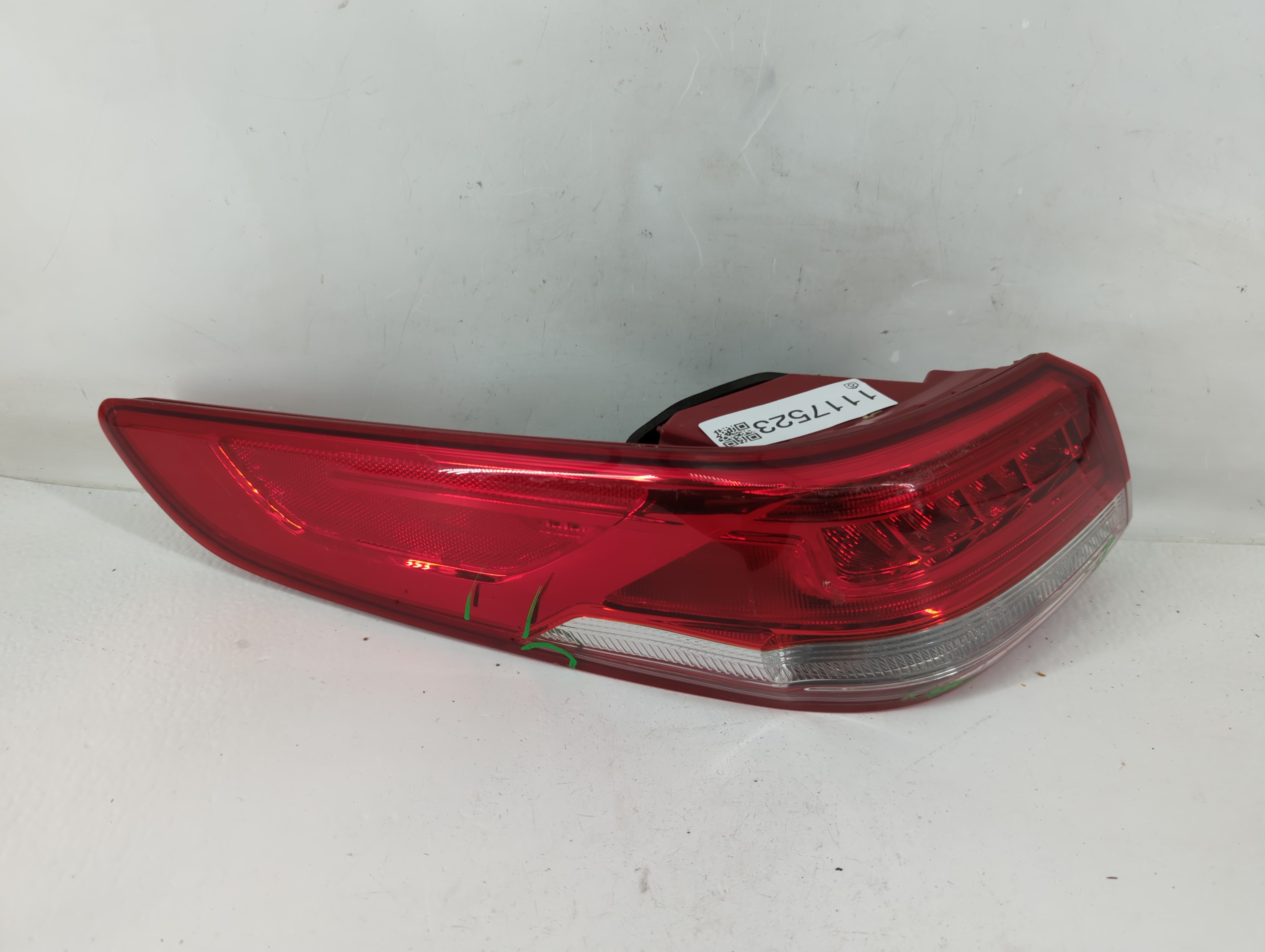 Picture of 2016-2018 Kia Optima Driver Left Side Tail Light Taillight Oem 1117523