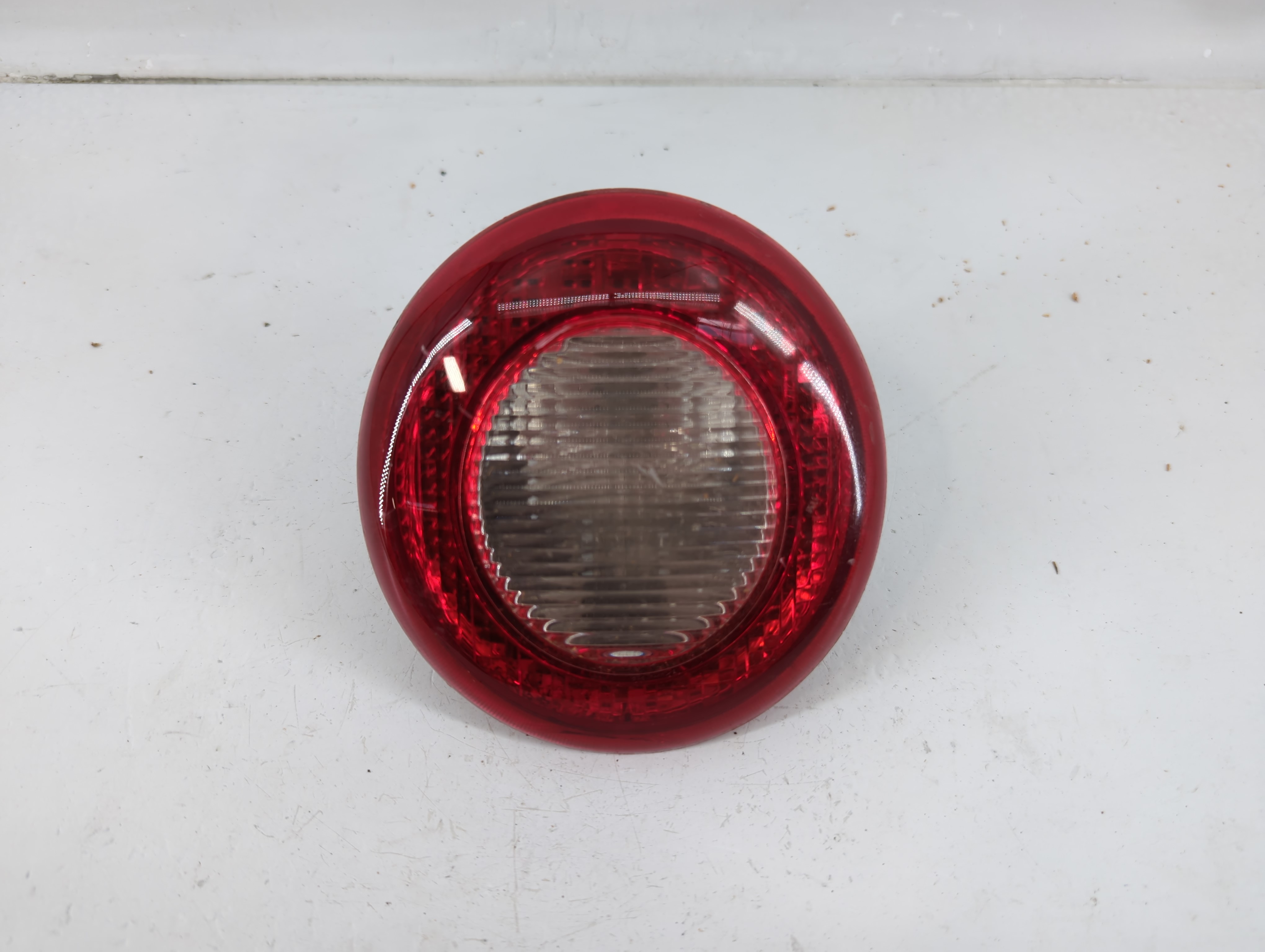 Picture of 2006-2011 Chevrolet Hhr Driver Left Side Tail Light Taillight Oem 1117528