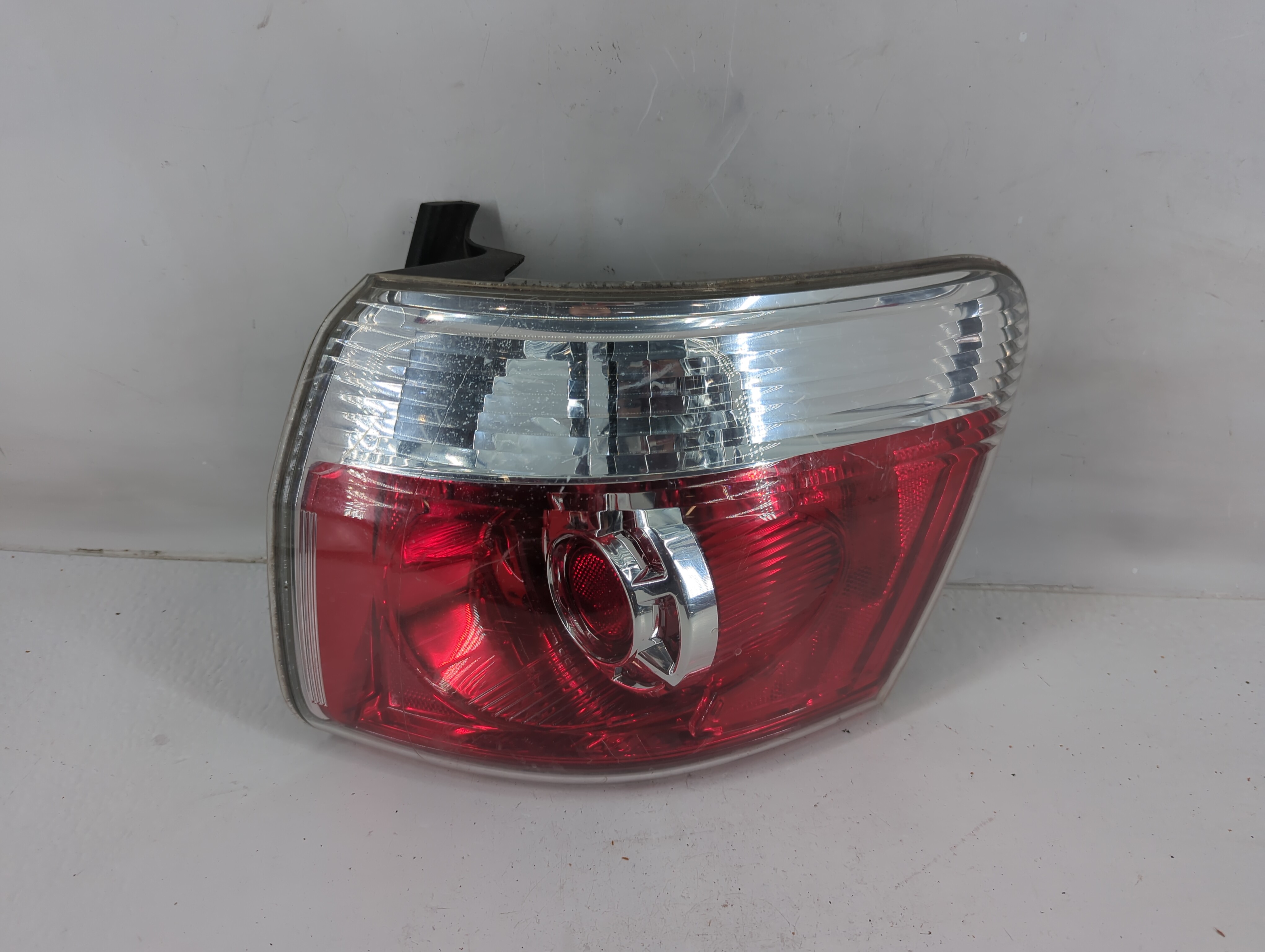 2007-2012 Gmc Acadia Passenger Right Side Tail Light Taillight Oem 1117542 - Oemusedautoparts1.com