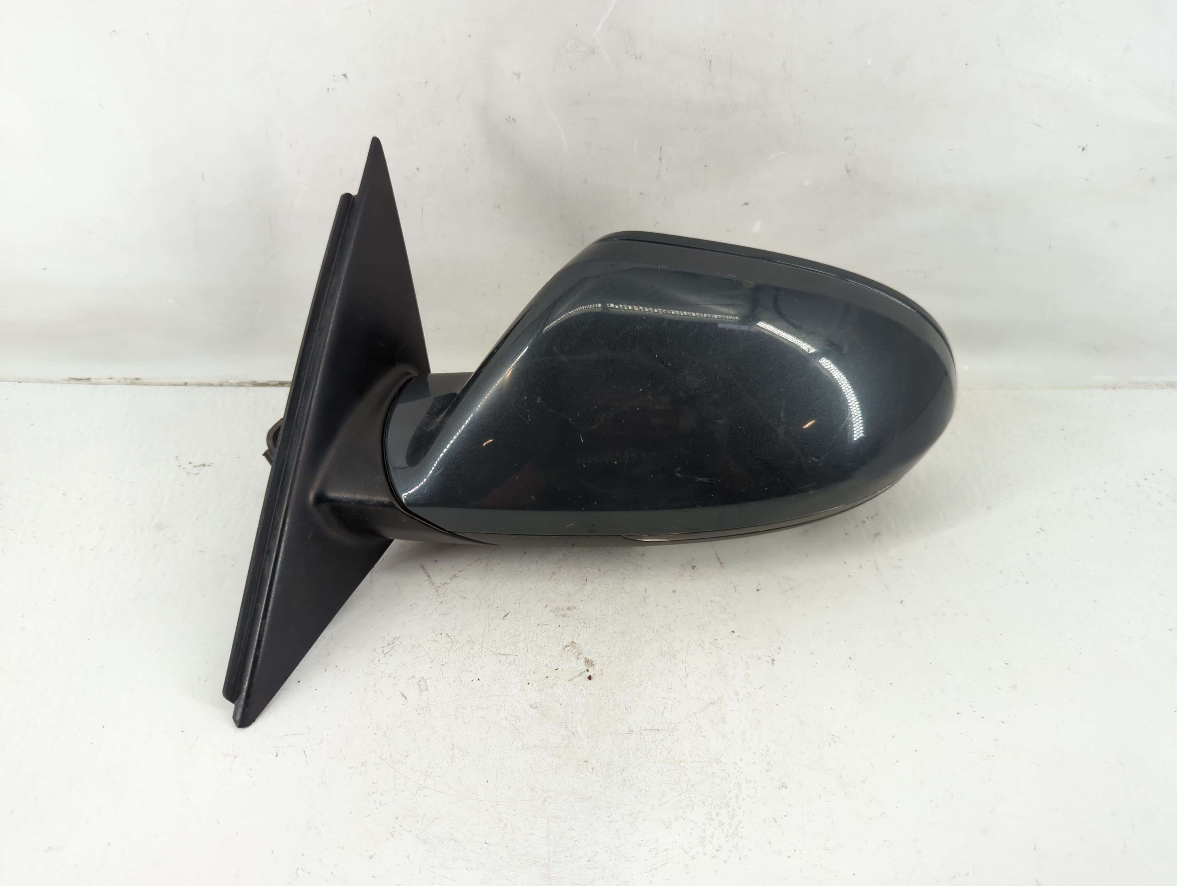 2012-2013 Audi A6 Driver Left Side View Power Door Mirror Blue 1117564 - Oemusedautoparts1.com