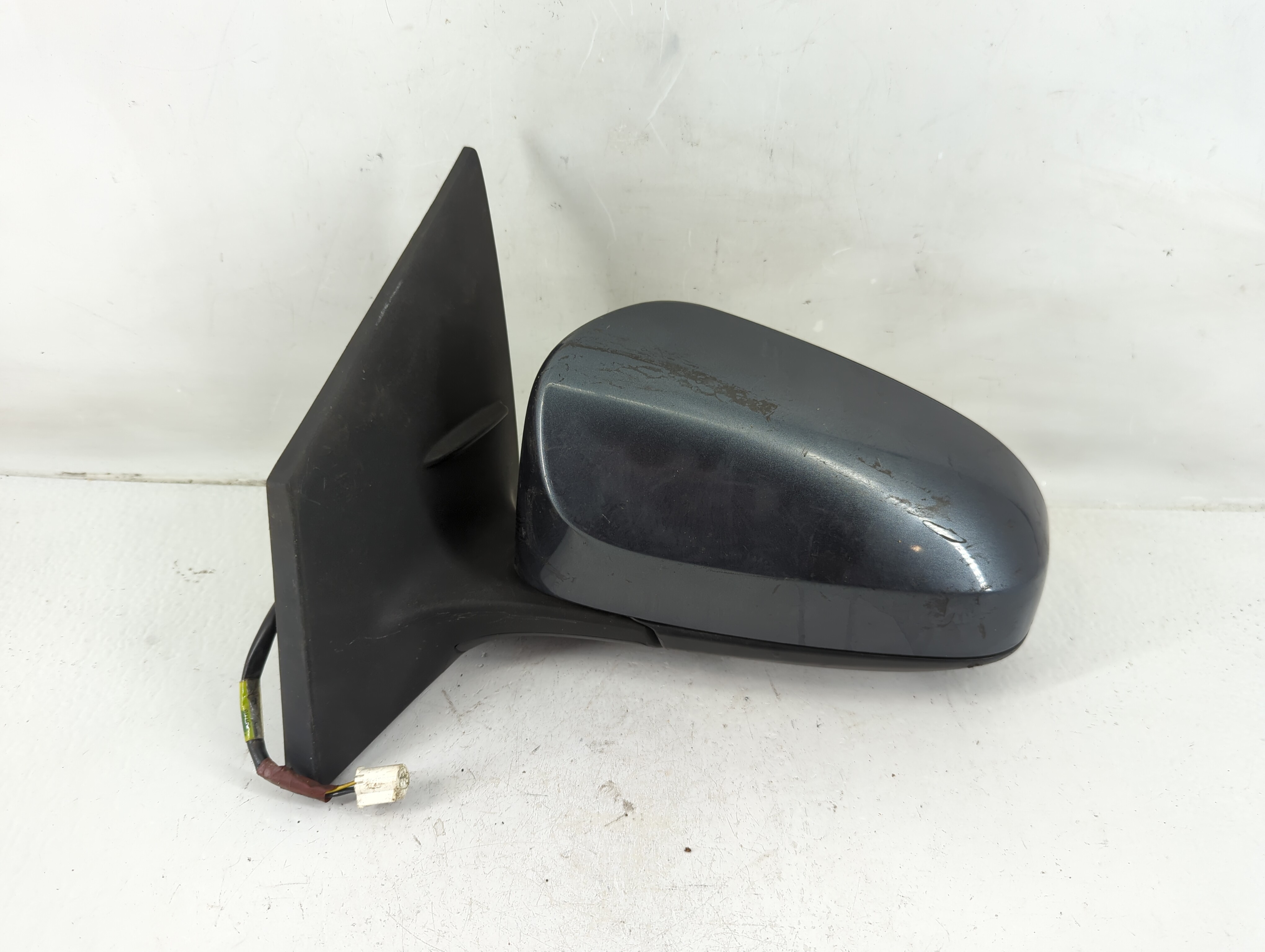 2014-2019 Toyota Corolla Driver Left Side View Power Door Mirror Blue 1117566 - Oemusedautoparts1.com