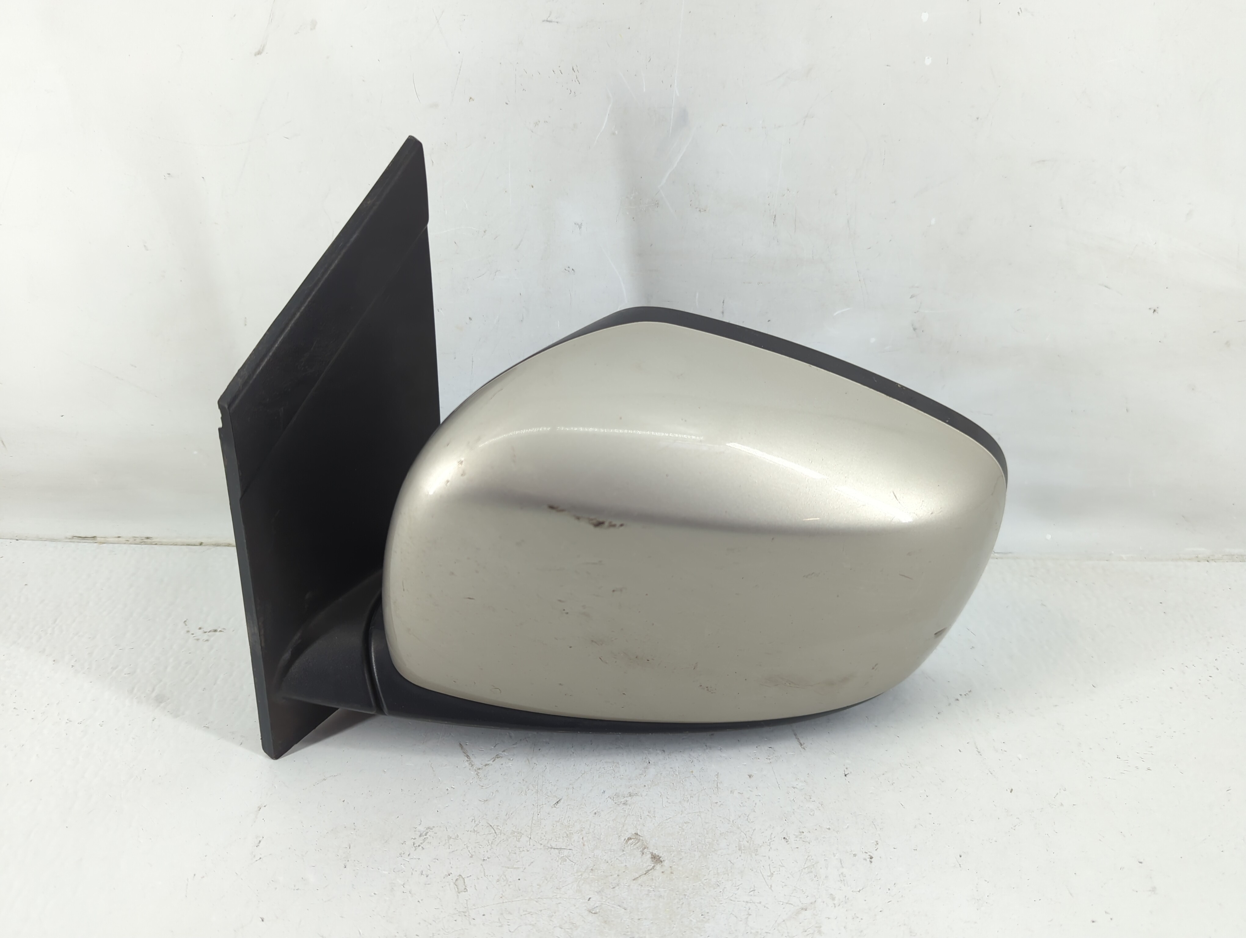 Dodge Caravan Driver Left Side View Power Door Mirror Silver 1117568 - Oemusedautoparts1.com