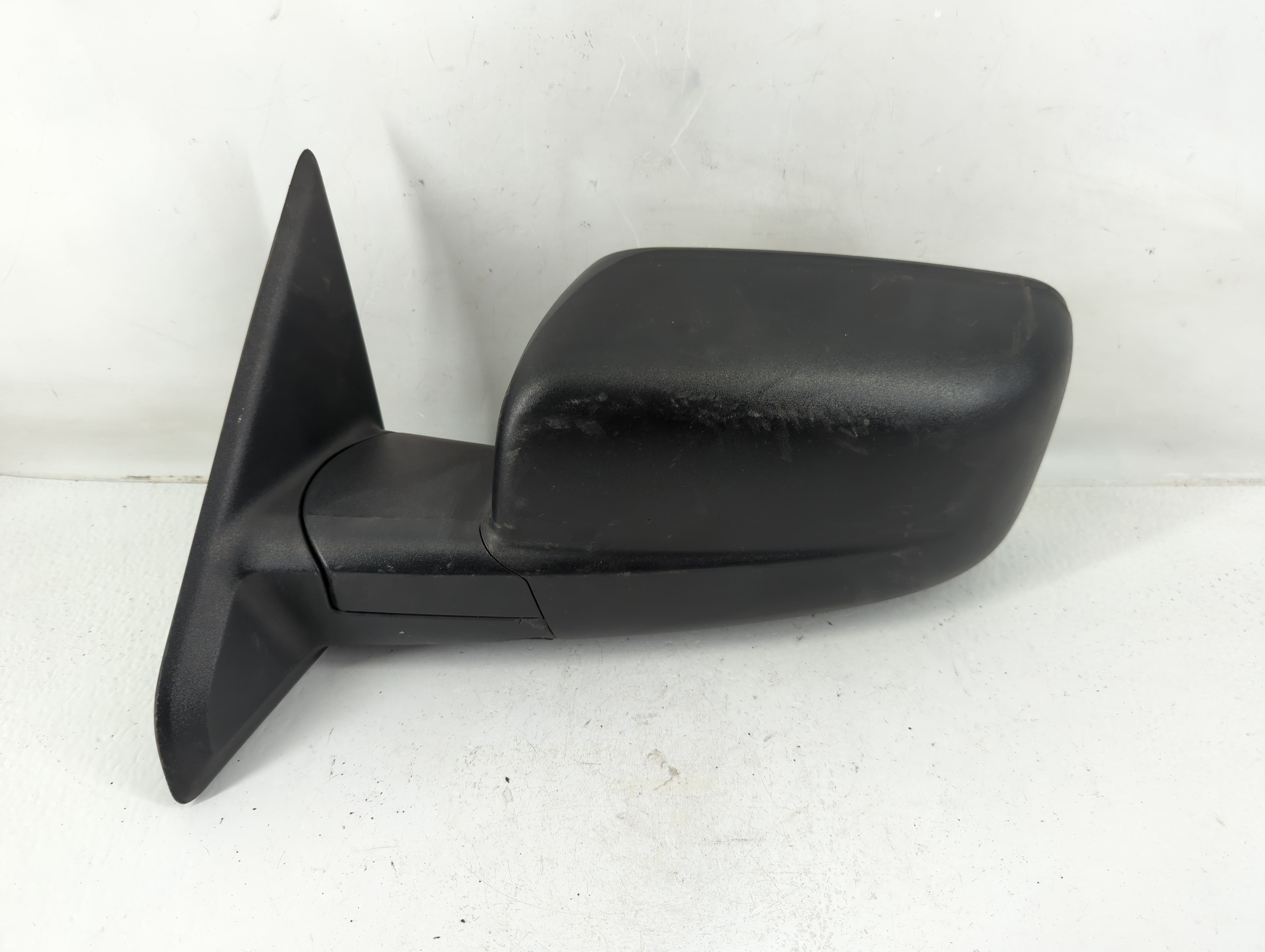 Dodge Ram 1500 Driver Left Side View Power Door Mirror Black 1117569 - Oemusedautoparts1.com