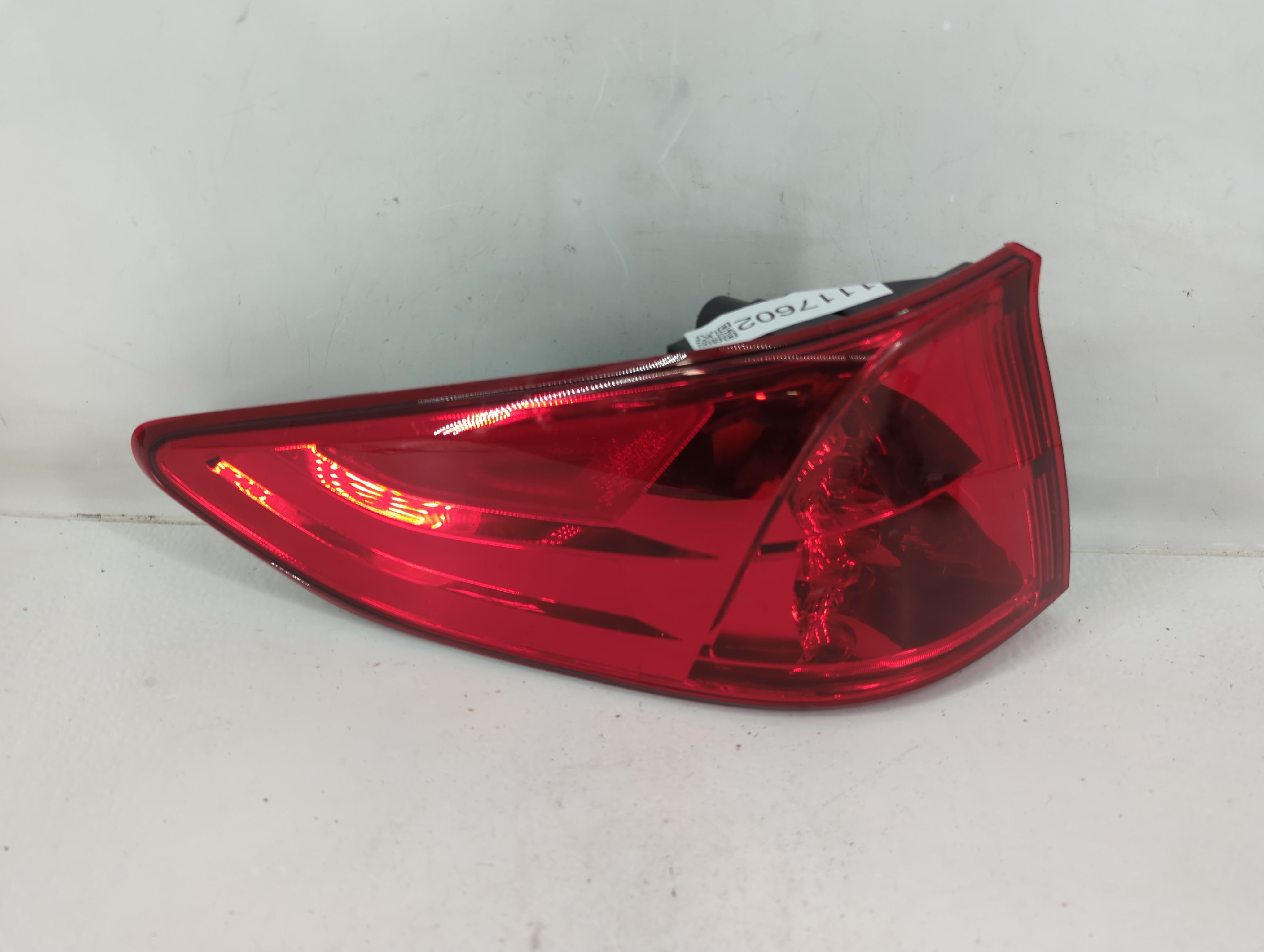 Picture of 2020 Honda Odyssey Driver Left Side Tail Light Taillight Oem 1117602