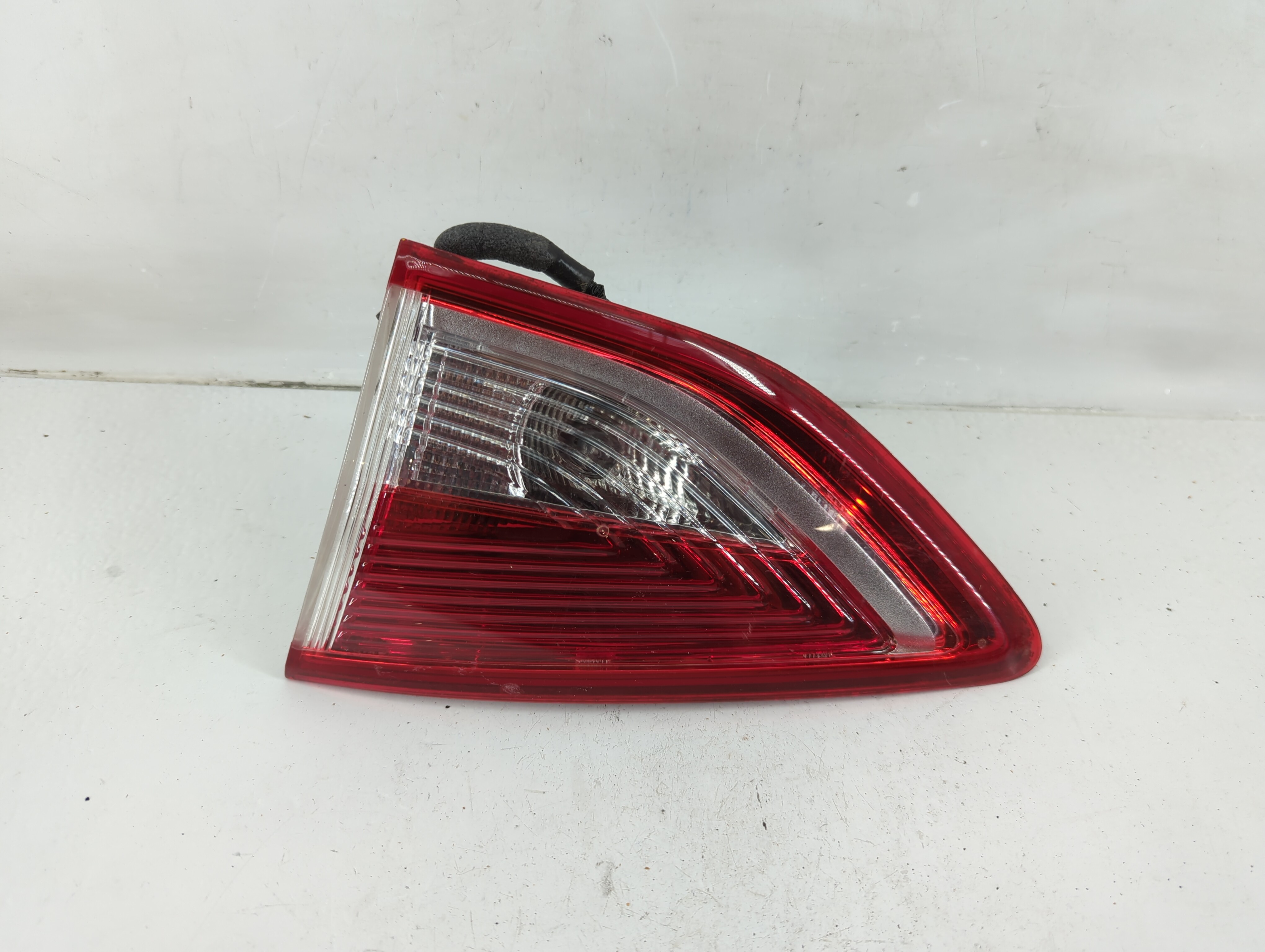 2013-2016 Ford Escape Passenger Right Side Tail Light Taillight Oem 1117604 - Oemusedautoparts1.com