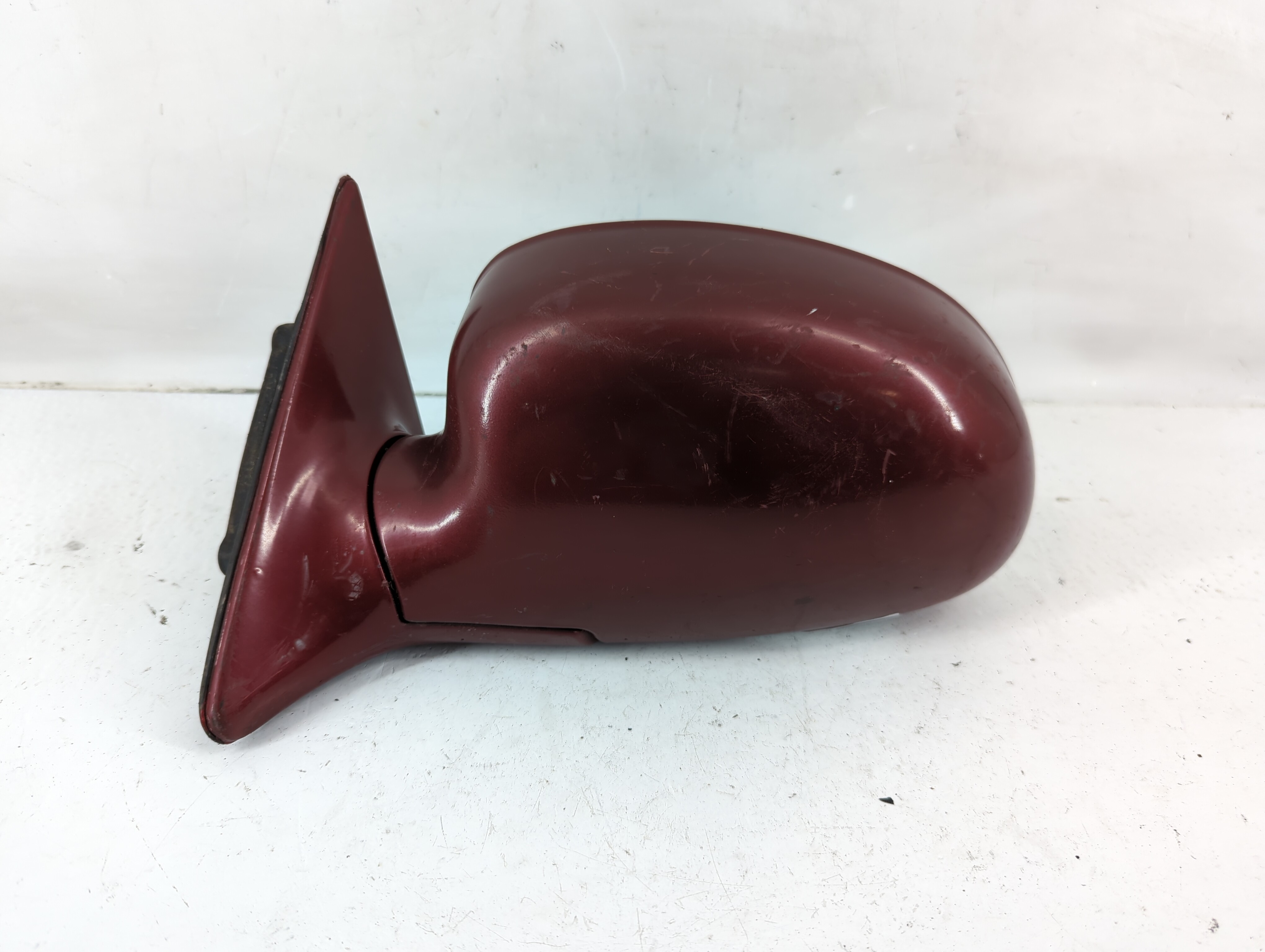 1999-2000 Hyundai Elantra Driver Left Side View Power Door Mirror Red 1117696 - Oemusedautoparts1.com