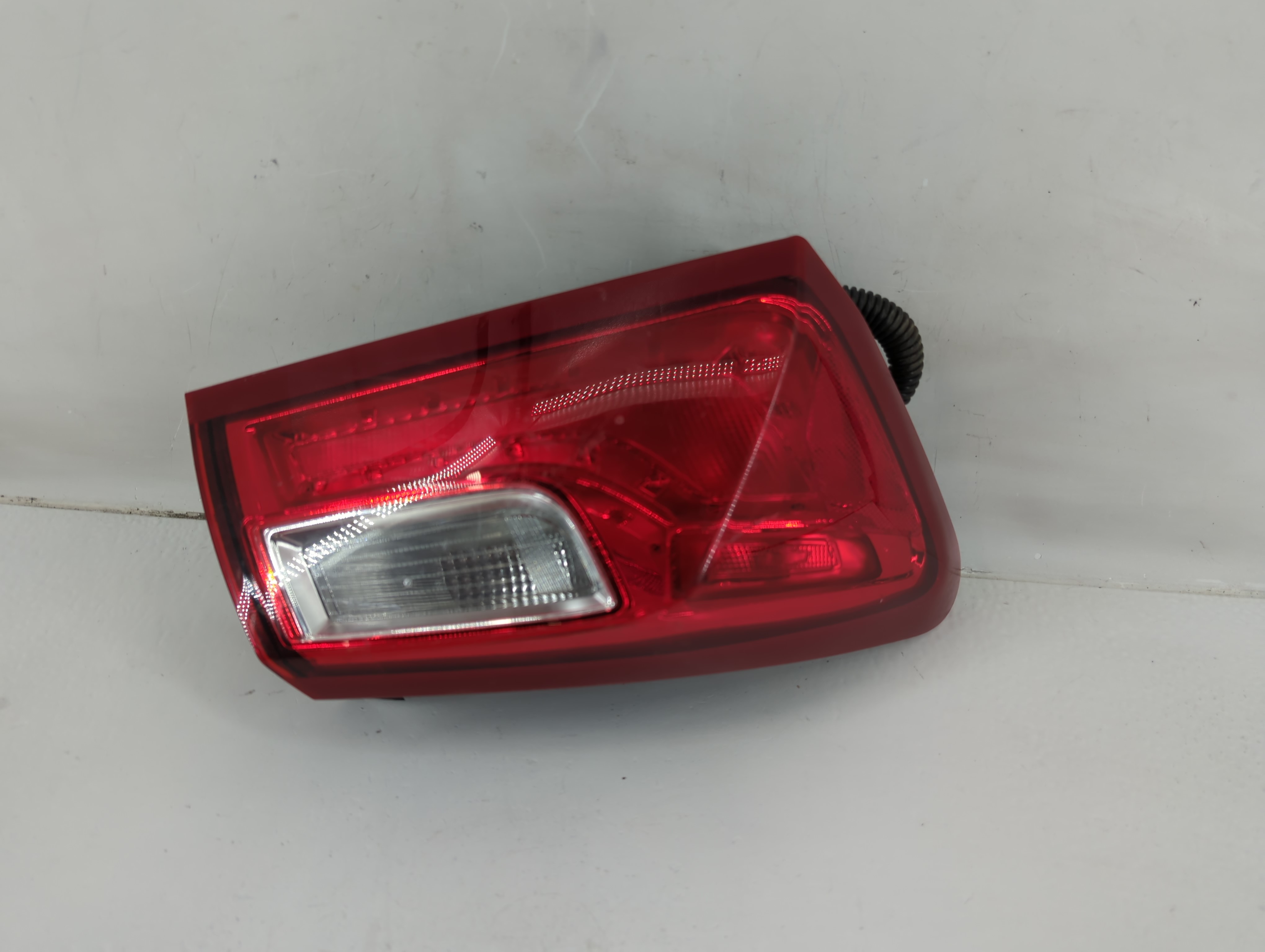 2016-2021 Chevrolet Malibu Driver Left Side Tail Light Taillight Oem 1117708 - Oemusedautoparts1.com