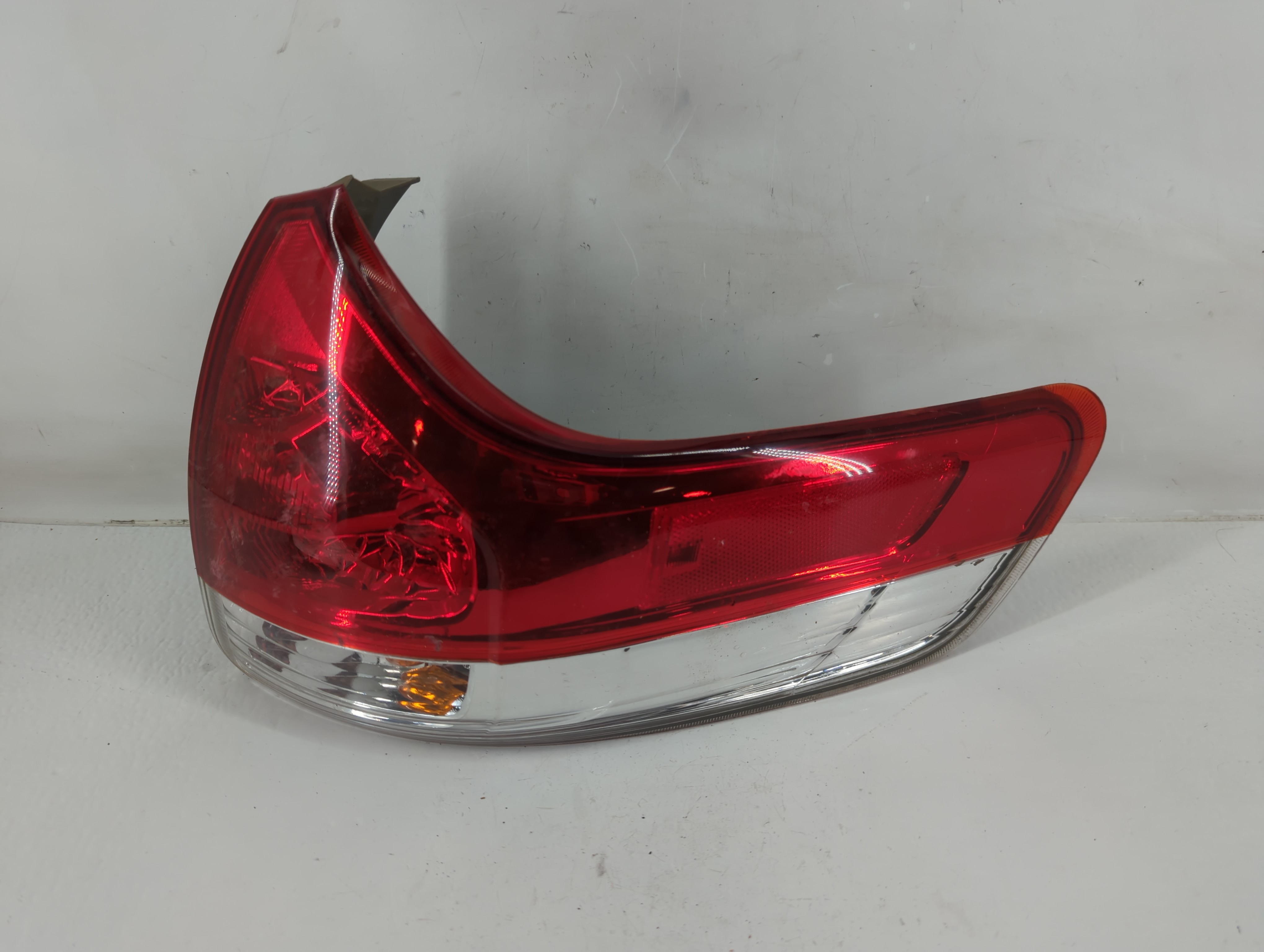 2011-2014 Toyota Sienna Passenger Right Side Tail Light Taillight Oem 1117744 - Oemusedautoparts1.com