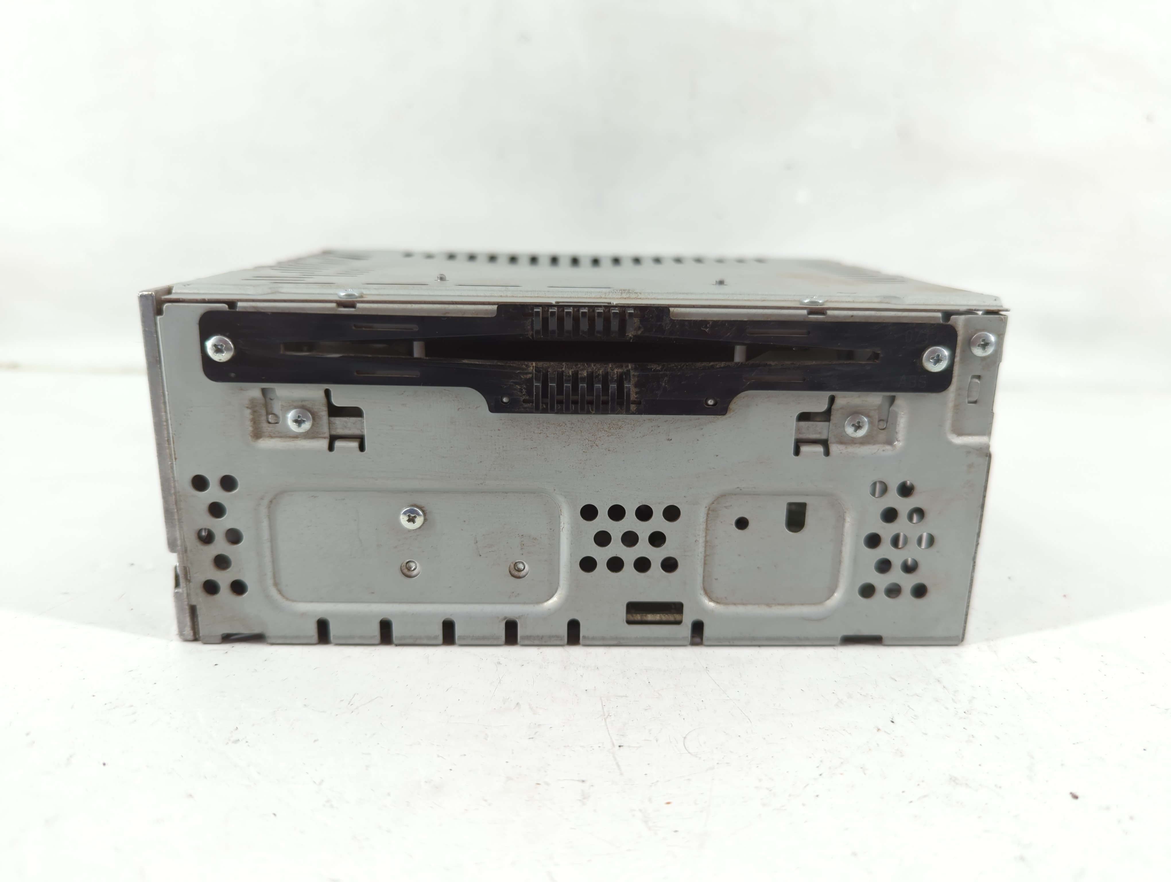 2013-2015 Ford Fusion Am Fm Cd Player Radio Receiver 1117759 - Oemusedautoparts1.com