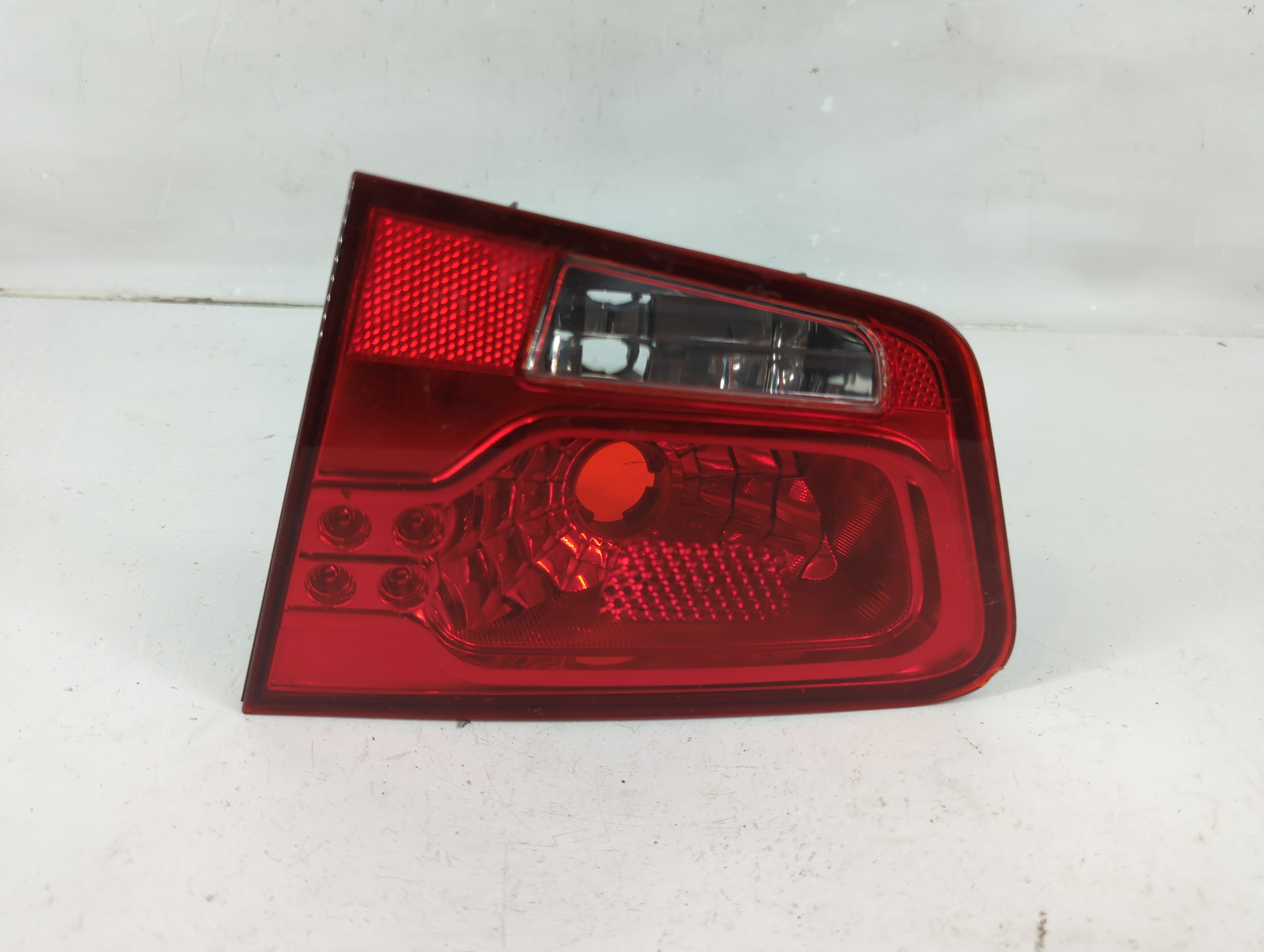 2010-2013 Kia Forte Passenger Right Side Tail Light Taillight Oem 1117782 - Oemusedautoparts1.com