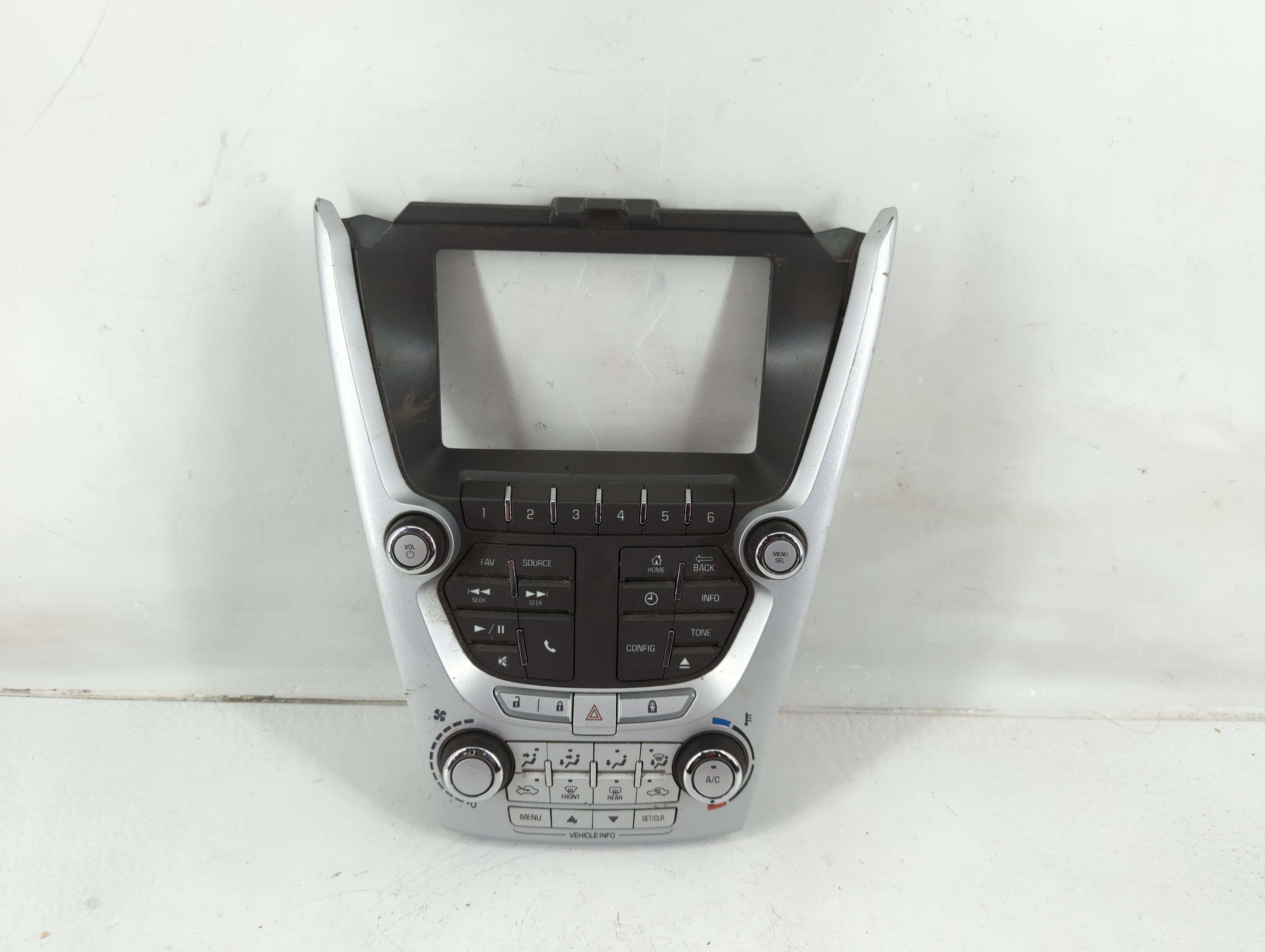 2012-2015 Gmc Terrain Am Fm Cd Player Radio Receiver 1117839 - Oemusedautoparts1.com