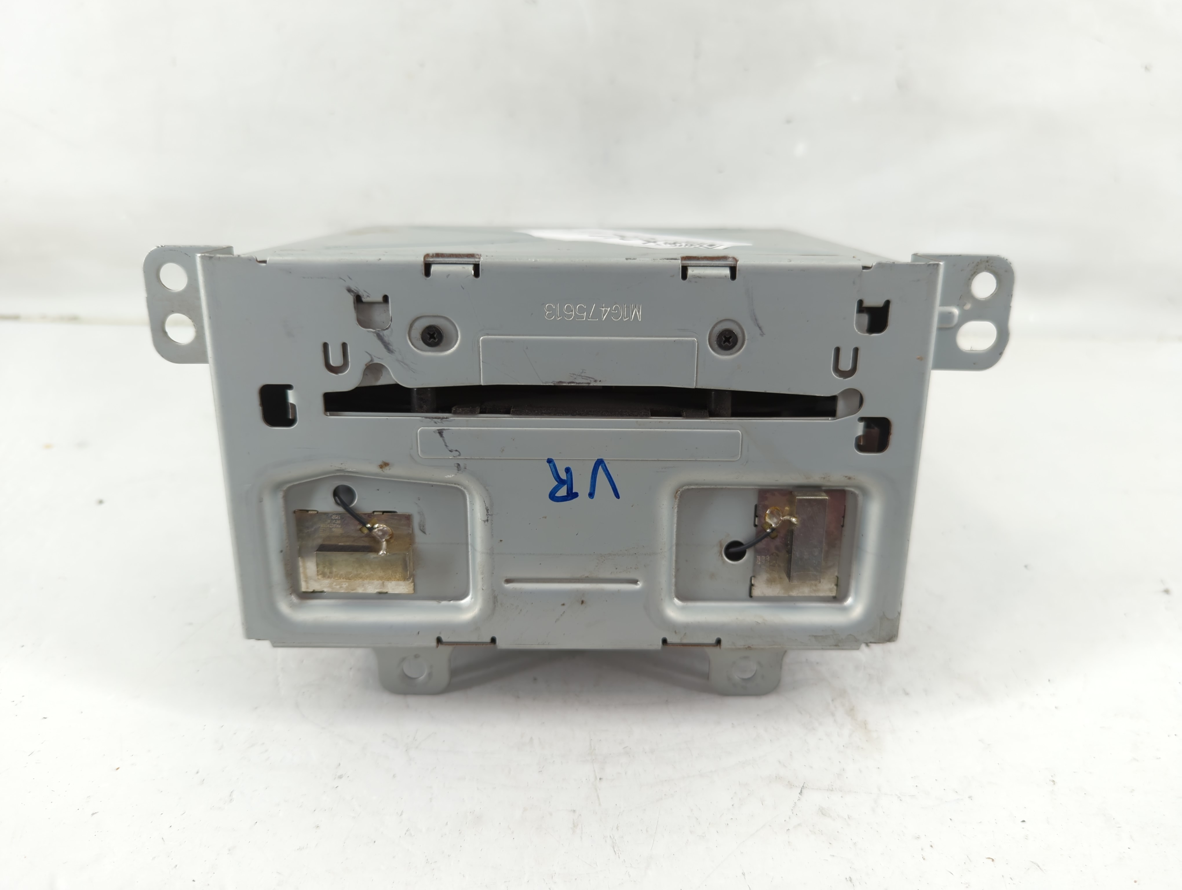2013-2013 Buick Verano Am Fm Cd Player Radio Receiver 1117864 - Oemusedautoparts1.com