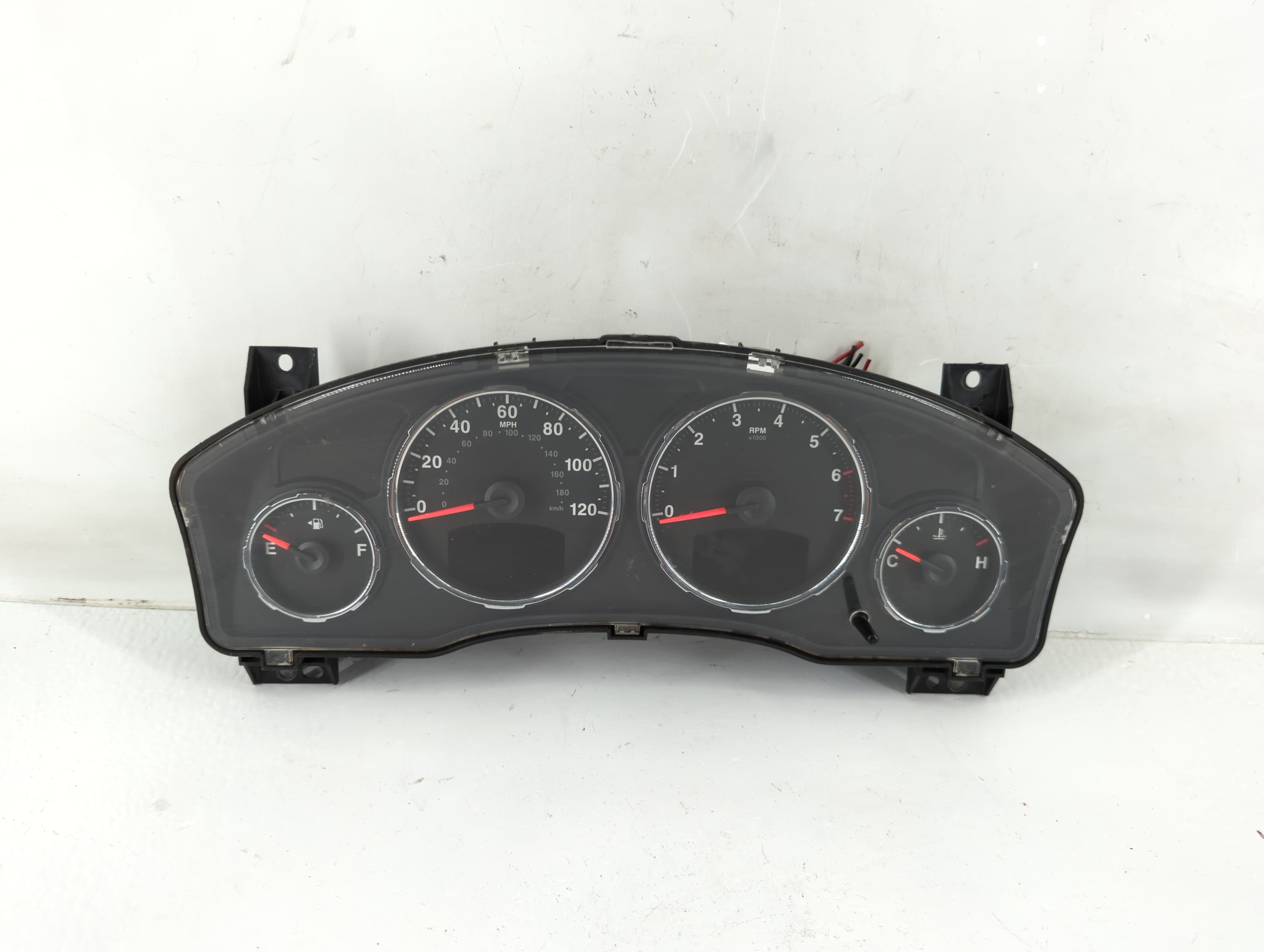 Picture of 2010-2010 Jeep Liberty Speedometer Instrument Cluster Gauges P05172661ad 1117926
