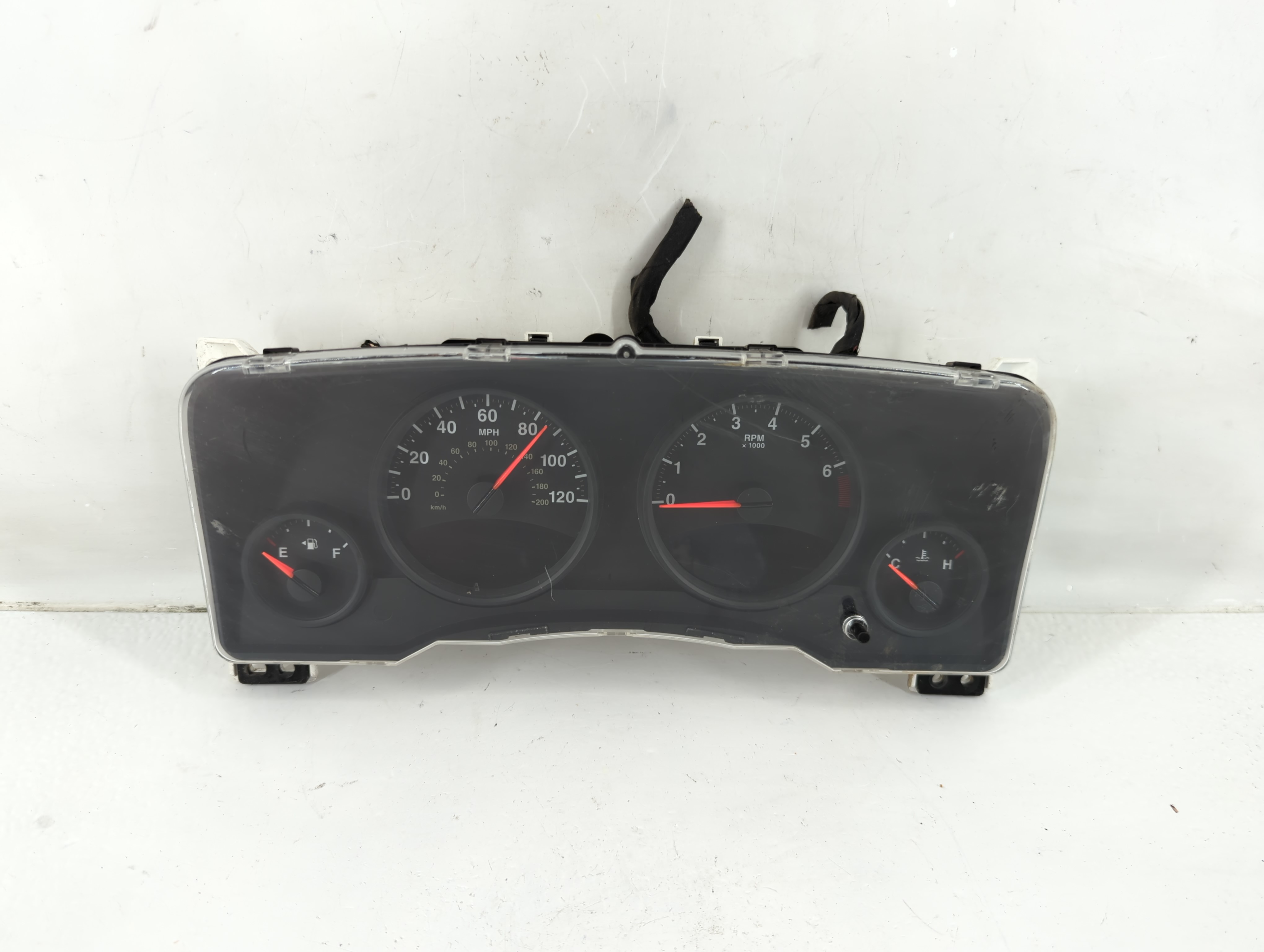 Picture of 2011-2012 Jeep Compass Speedometer Instrument Cluster Gauges 68080402ad 1117928