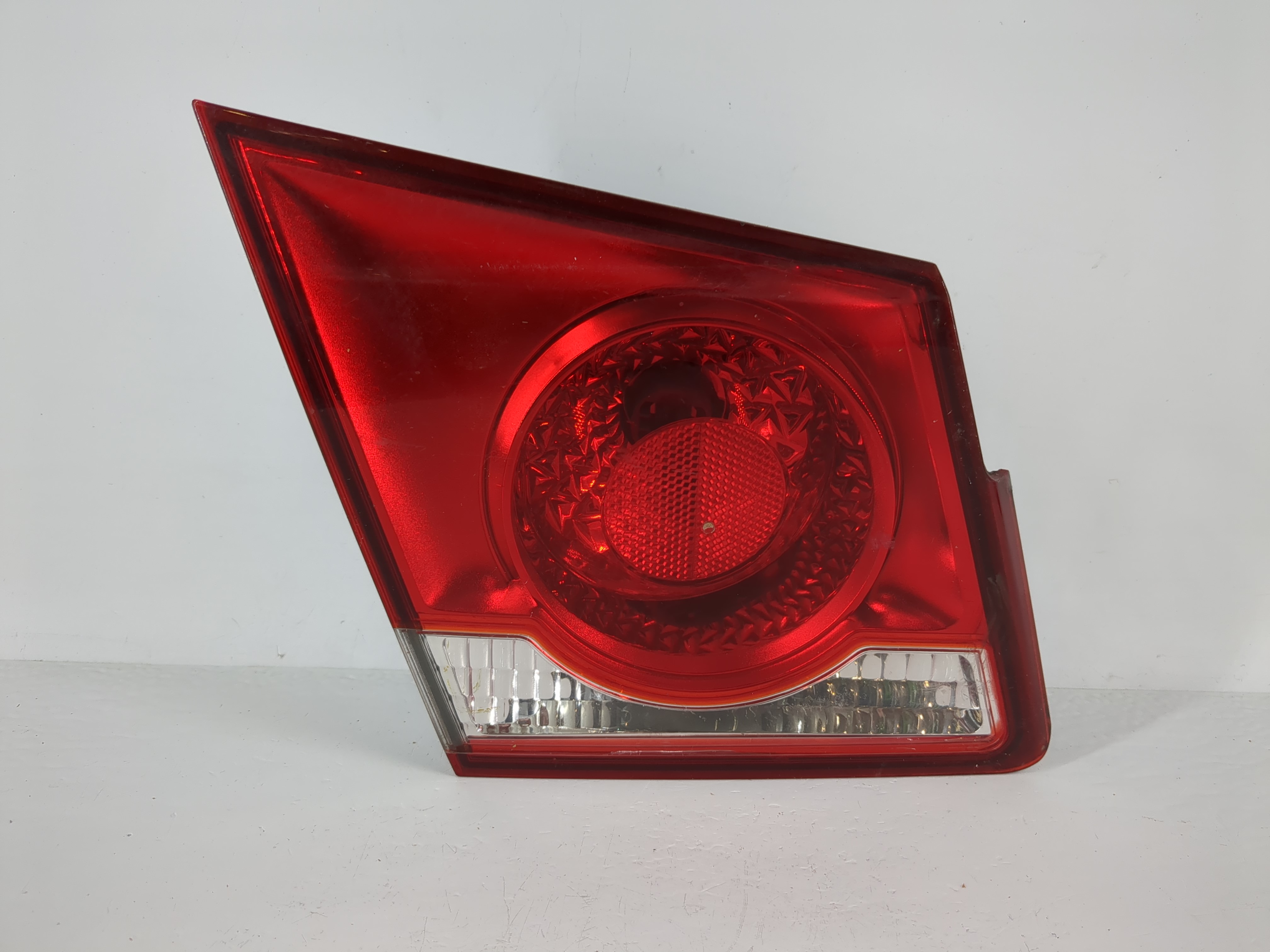 2011-2016 Chevrolet Cruze Driver Left Side Tail Light Taillight Oem 1117936 - Oemusedautoparts1.com