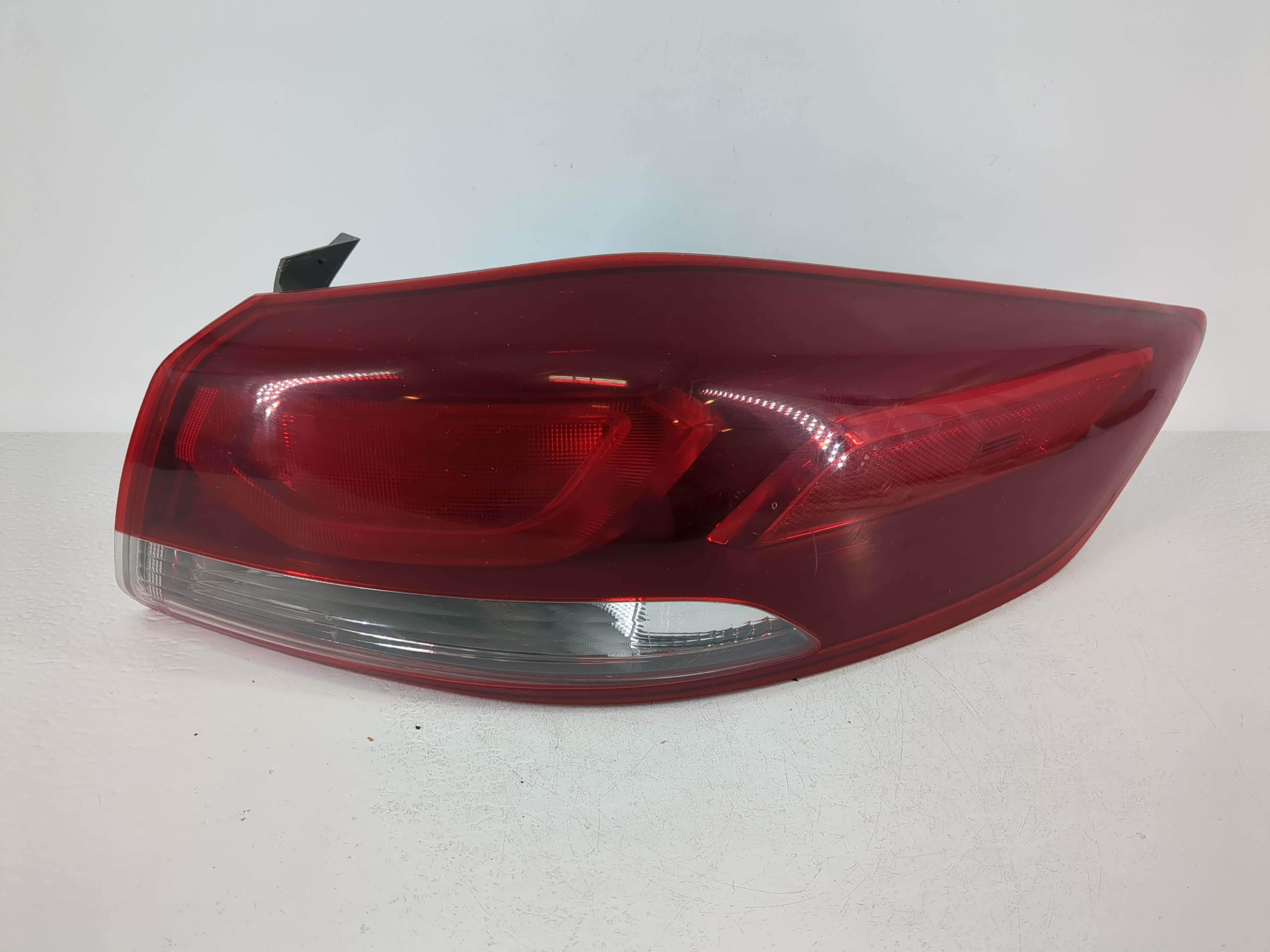 2017-2018 Hyundai Elantra Passenger Right Side Tail Light Taillight Oem 1117938 - Oemusedautoparts1.com