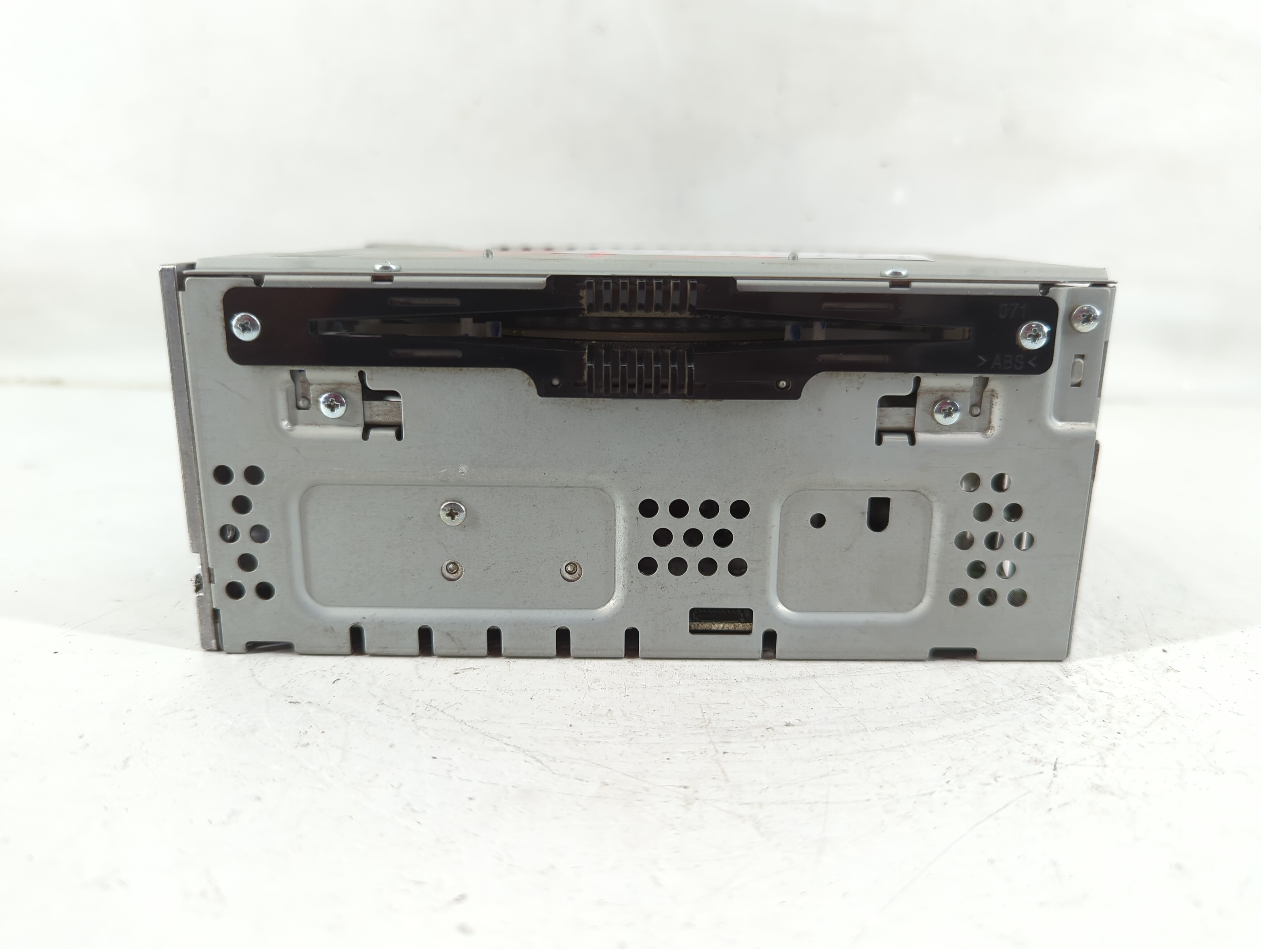 2016-2016 Ford Fusion Am Fm Cd Player Radio Receiver 1118021 - Oemusedautoparts1.com