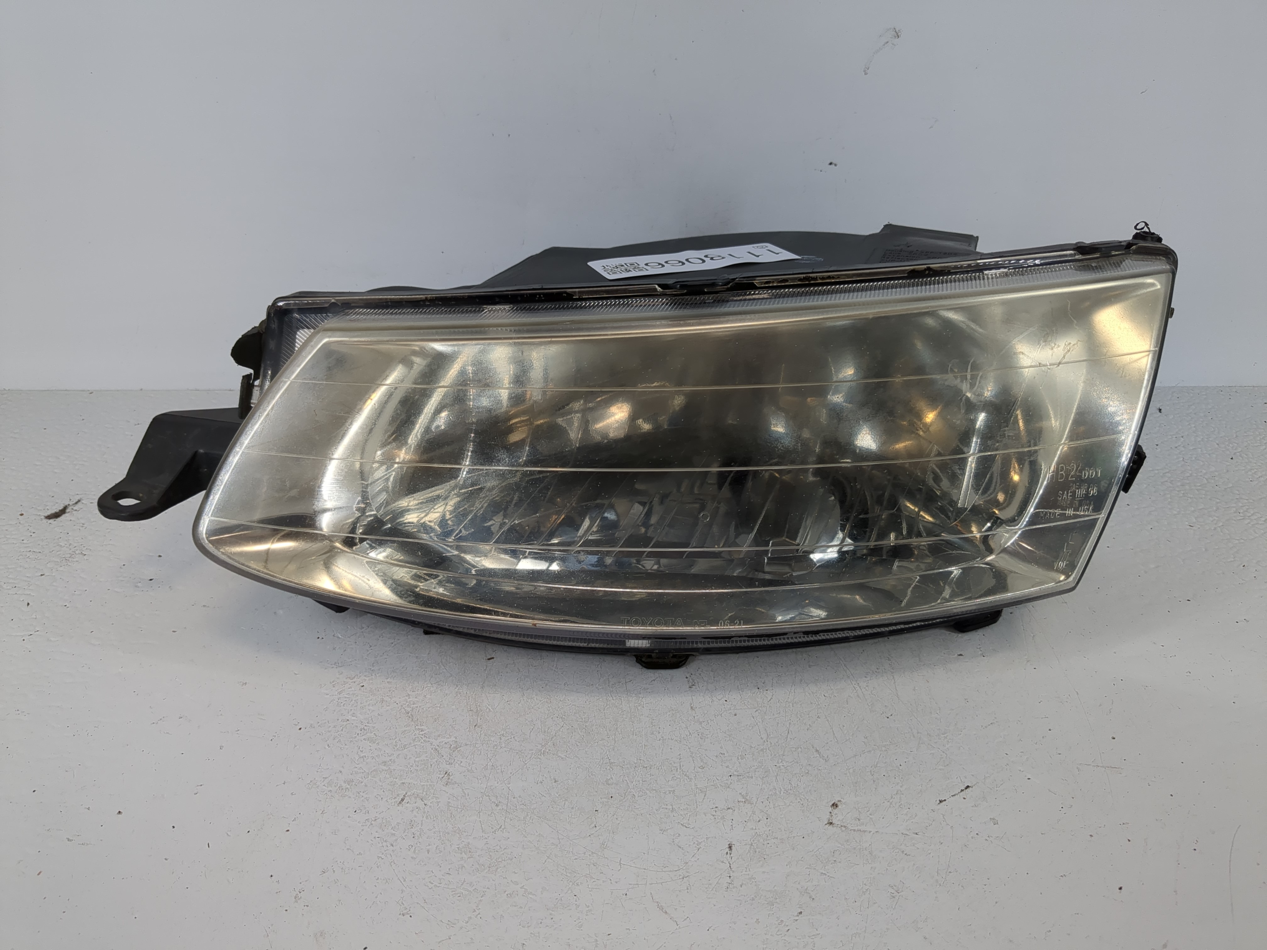 1999-2001 Toyota Solara Driver Left Oem Head Light Headlight Lamp 1118066 - Oemusedautoparts1.com