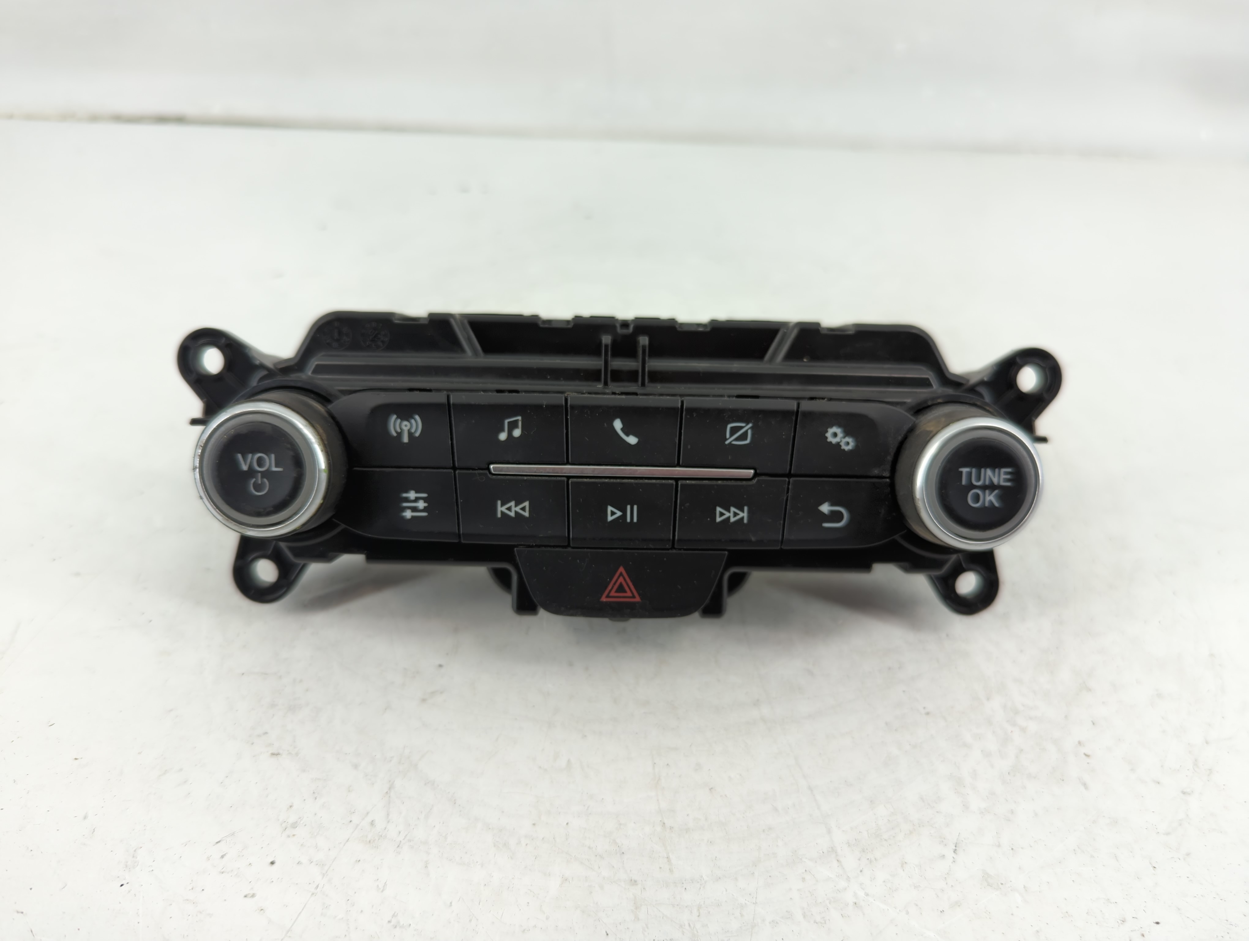 2021 Ford Explorer Am Fm Cd Player Radio Receiver 1118268 - Oemusedautoparts1.com