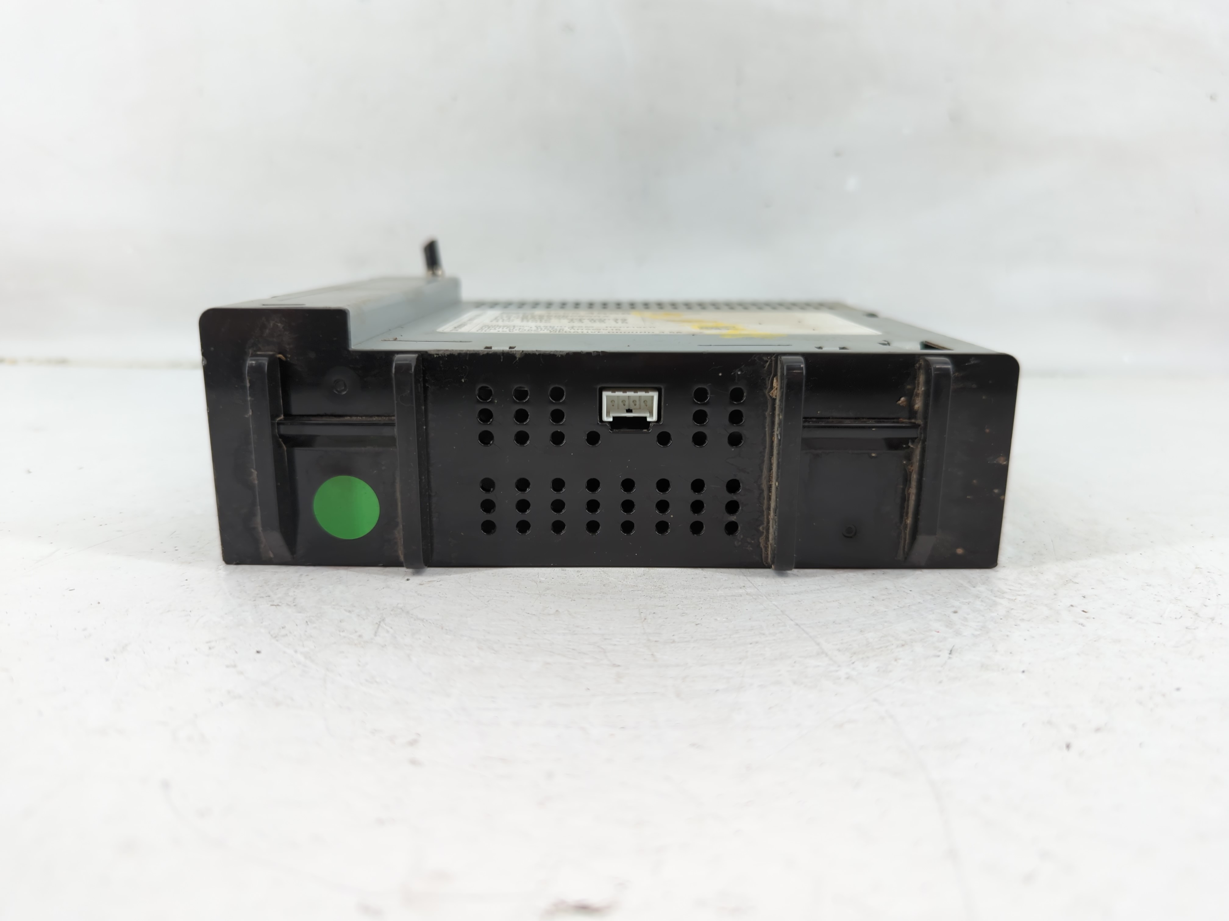 2018-2019 Gmc Canyon Am Fm Cd Player Radio Receiver 1118269 - Oemusedautoparts1.com