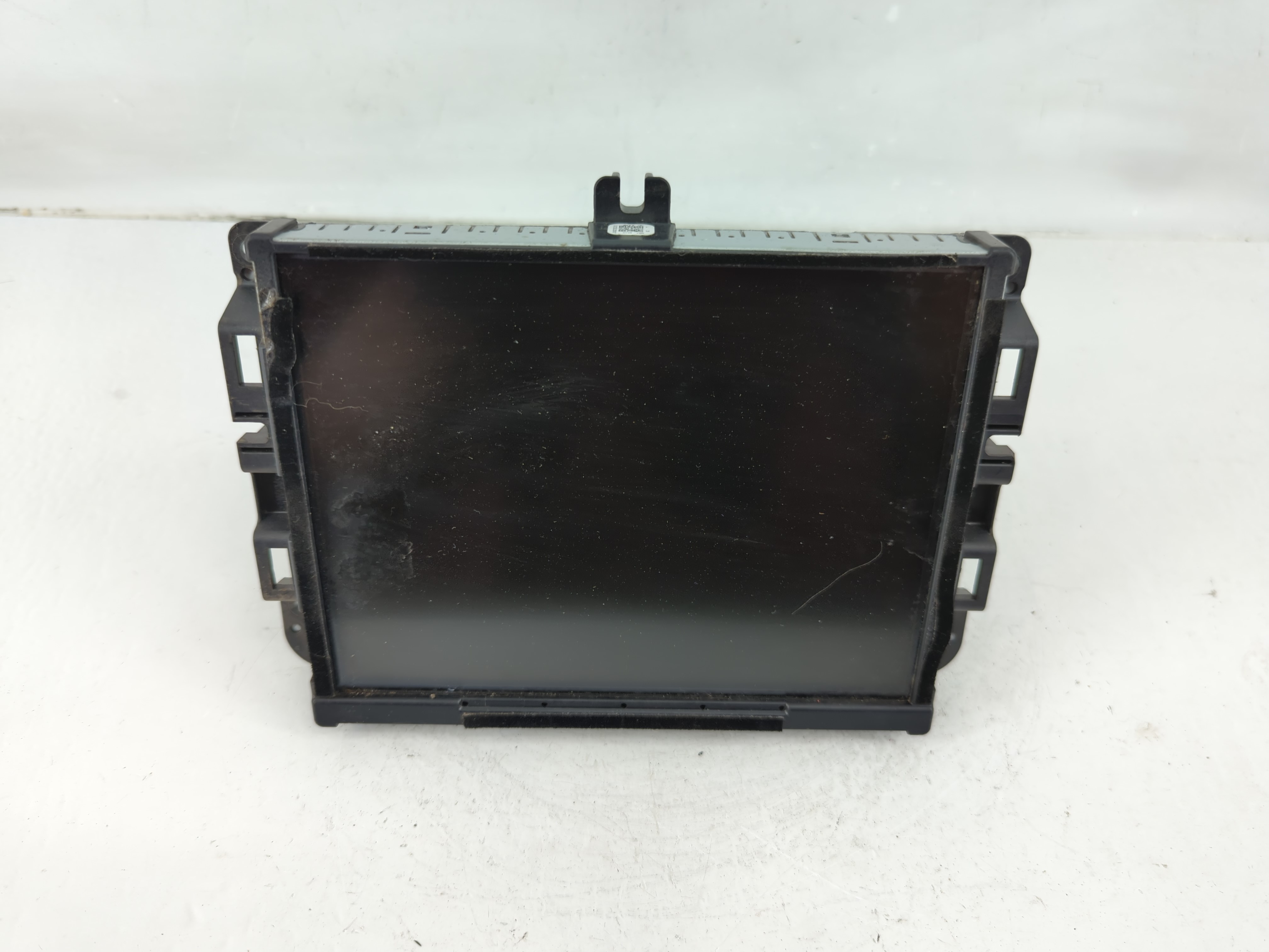 2014-2014 Jeep Cherokee Am Fm Cd Player Radio Receiver 1118310 - Oemusedautoparts1.com