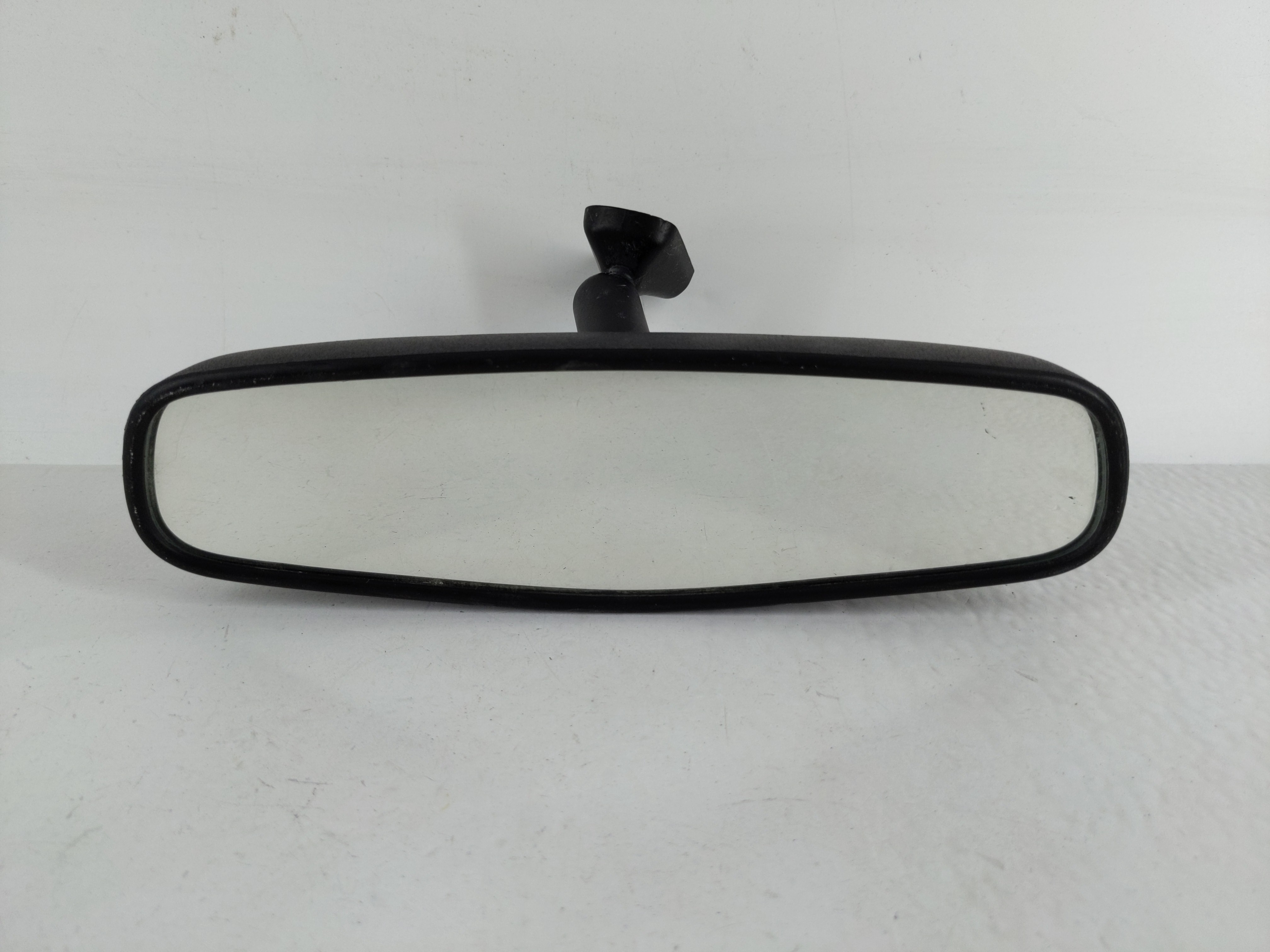 2020-2022 Chevrolet Traverse Interior Rear View Mirror Oem 1118359 - Oemusedautoparts1.com