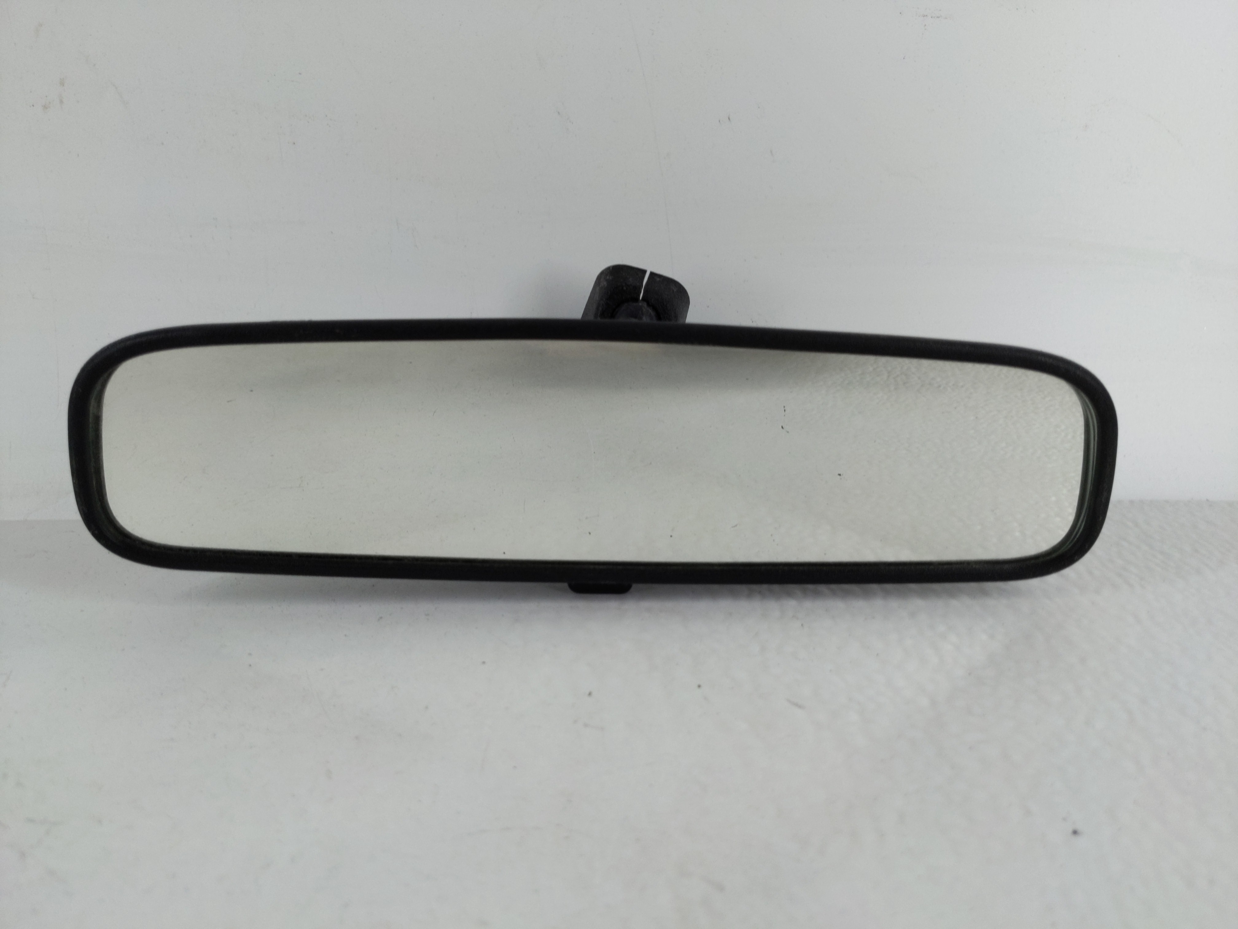 2010-2019 Kia Forte Interior Rear View Mirror Oem 1118403 - Oemusedautoparts1.com