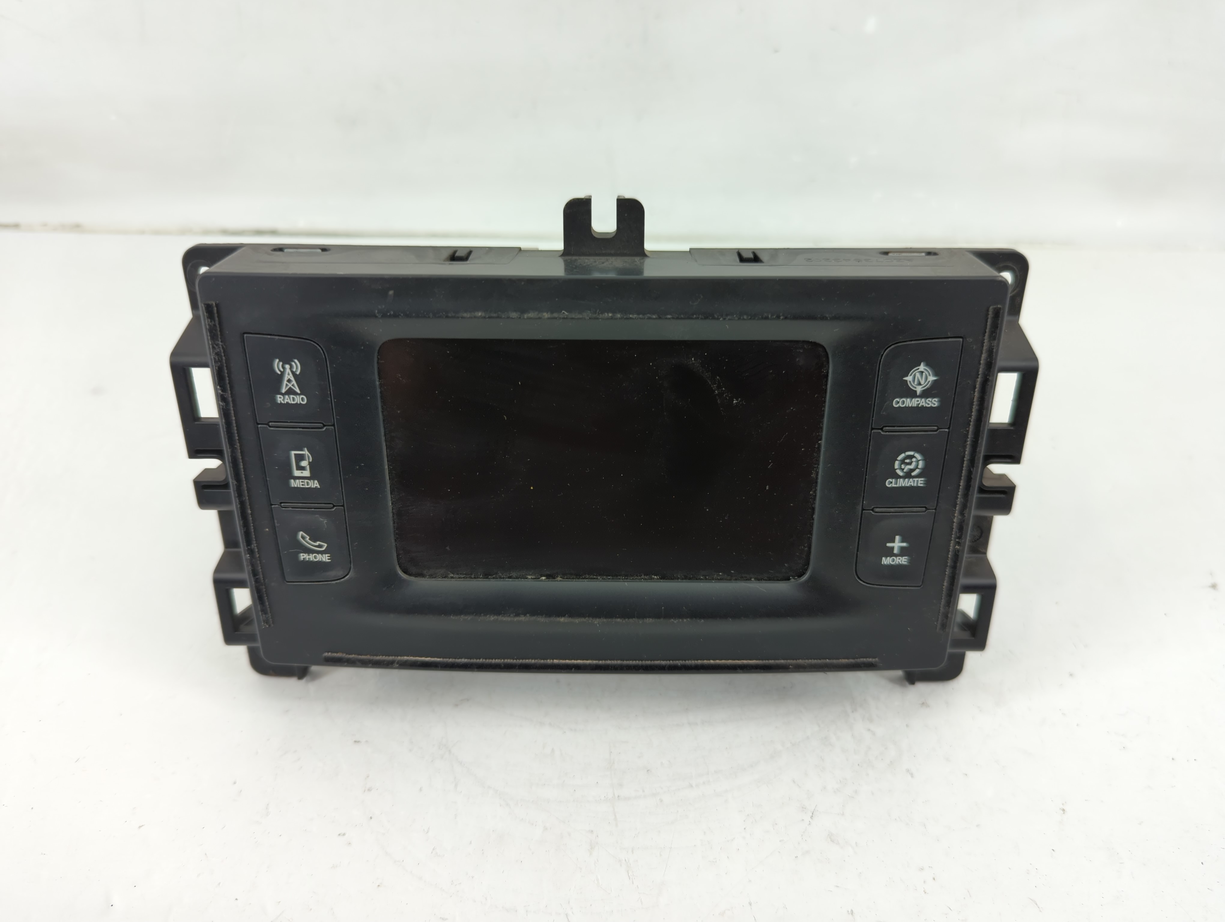 2017-2017 Chrysler 200 Am Fm Cd Player Radio Receiver 1118487 - Oemusedautoparts1.com