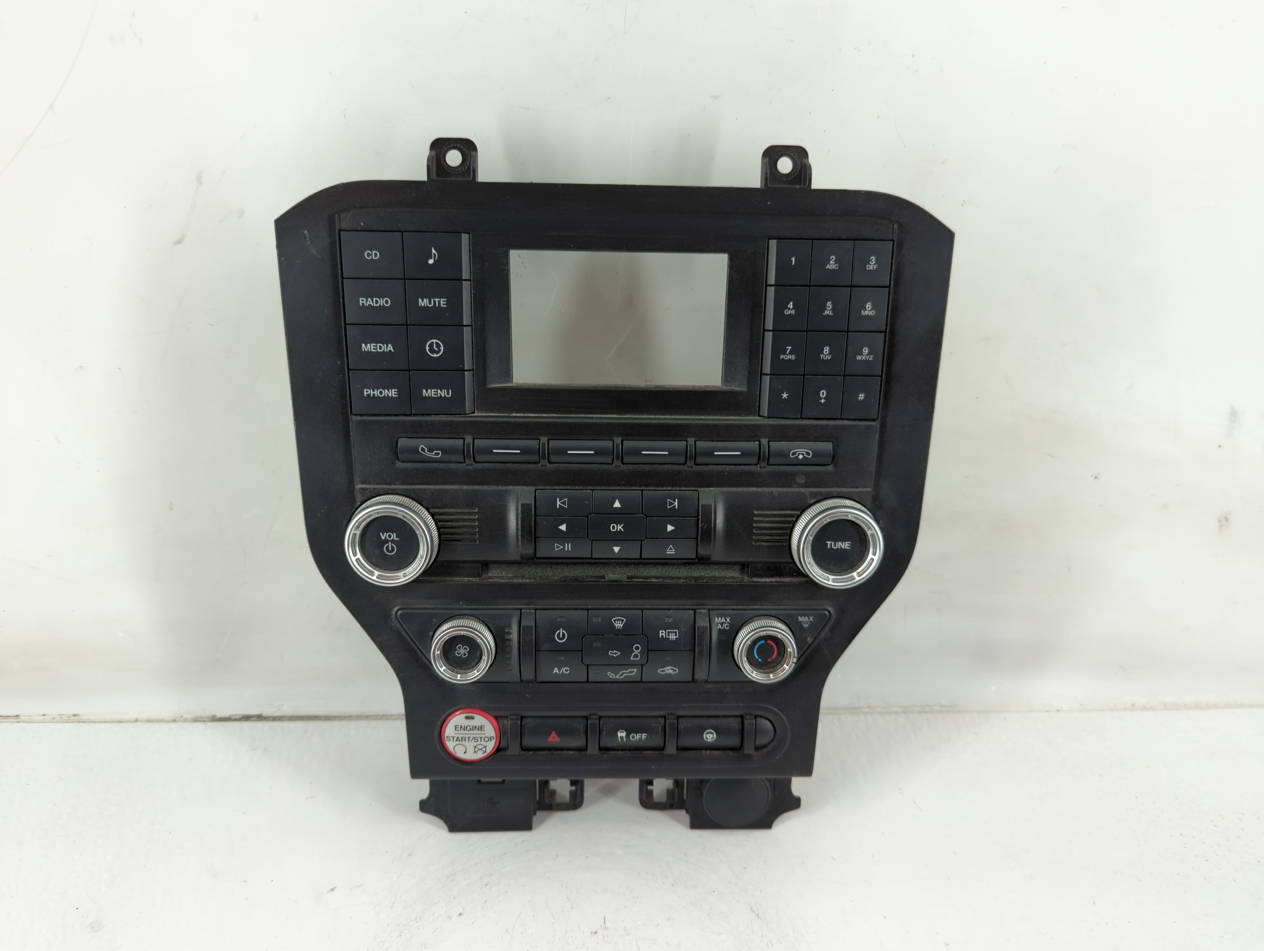 2015-2016 Ford Mustang Am Fm Cd Player Radio Receiver 1118518 - Oemusedautoparts1.com
