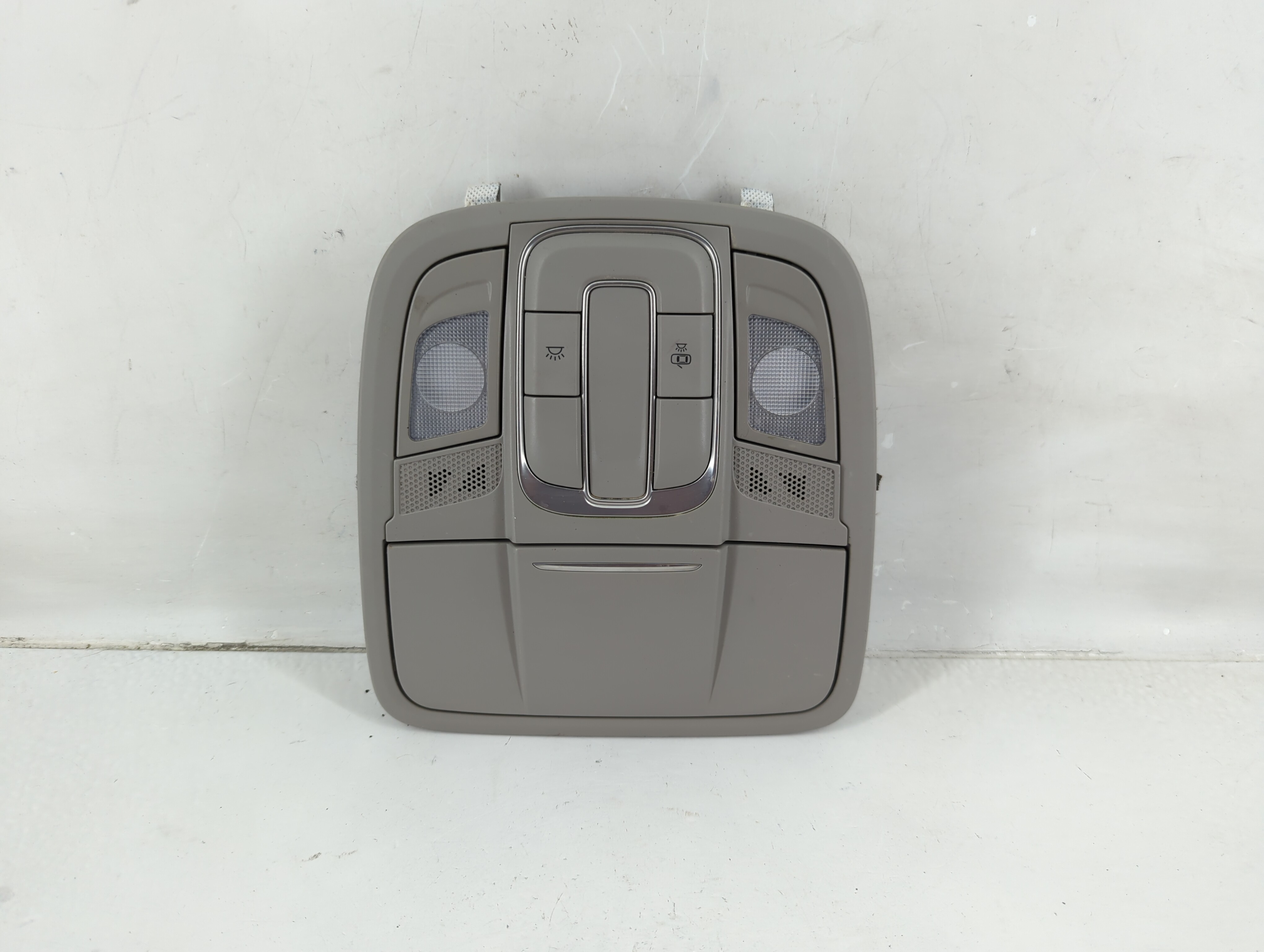 2020 Hyundai Santa Fe Overhead Roof Console 1118526 - Oemusedautoparts1.com