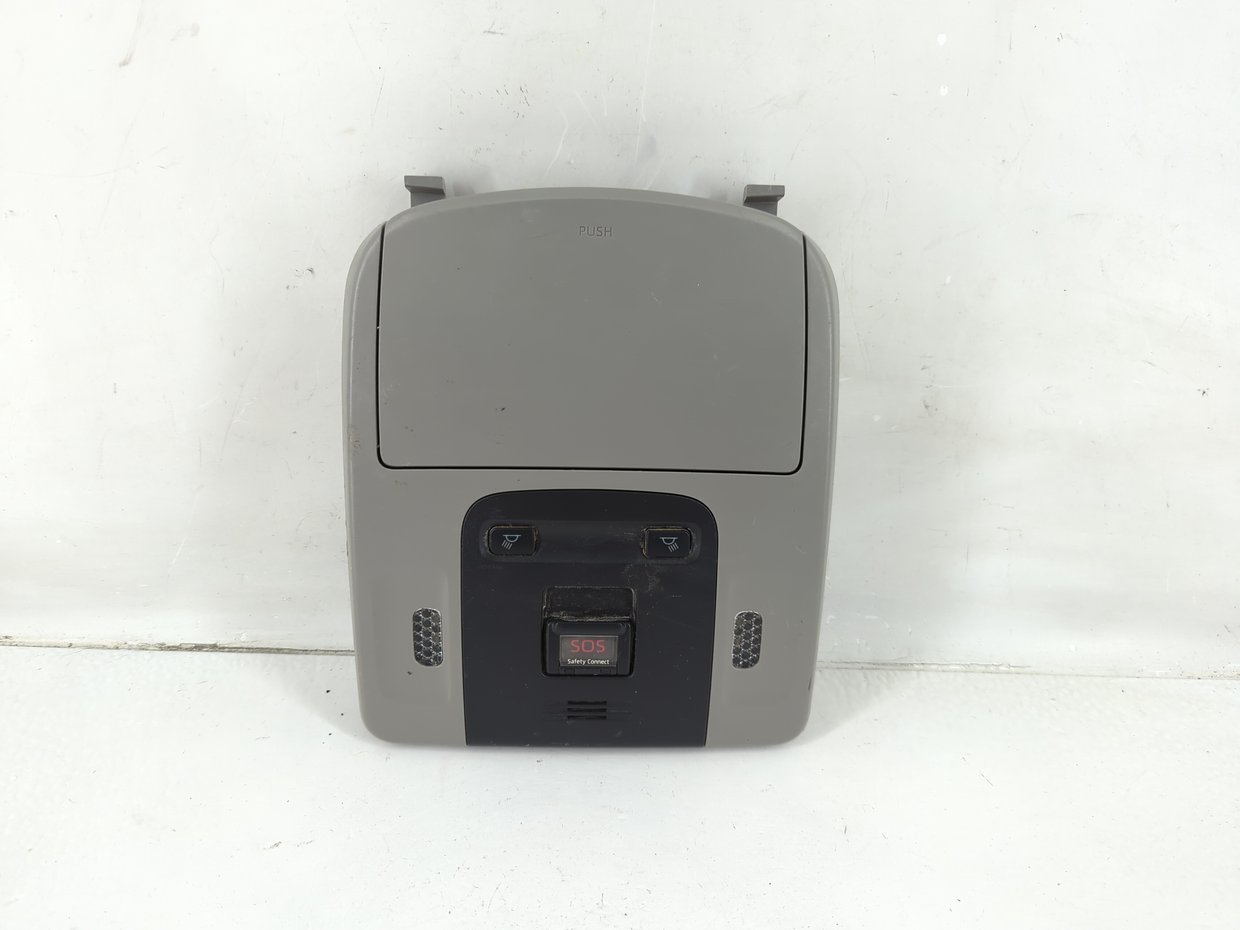 2019 Toyota Camry Overhead Roof Console 1118529 - Oemusedautoparts1.com
