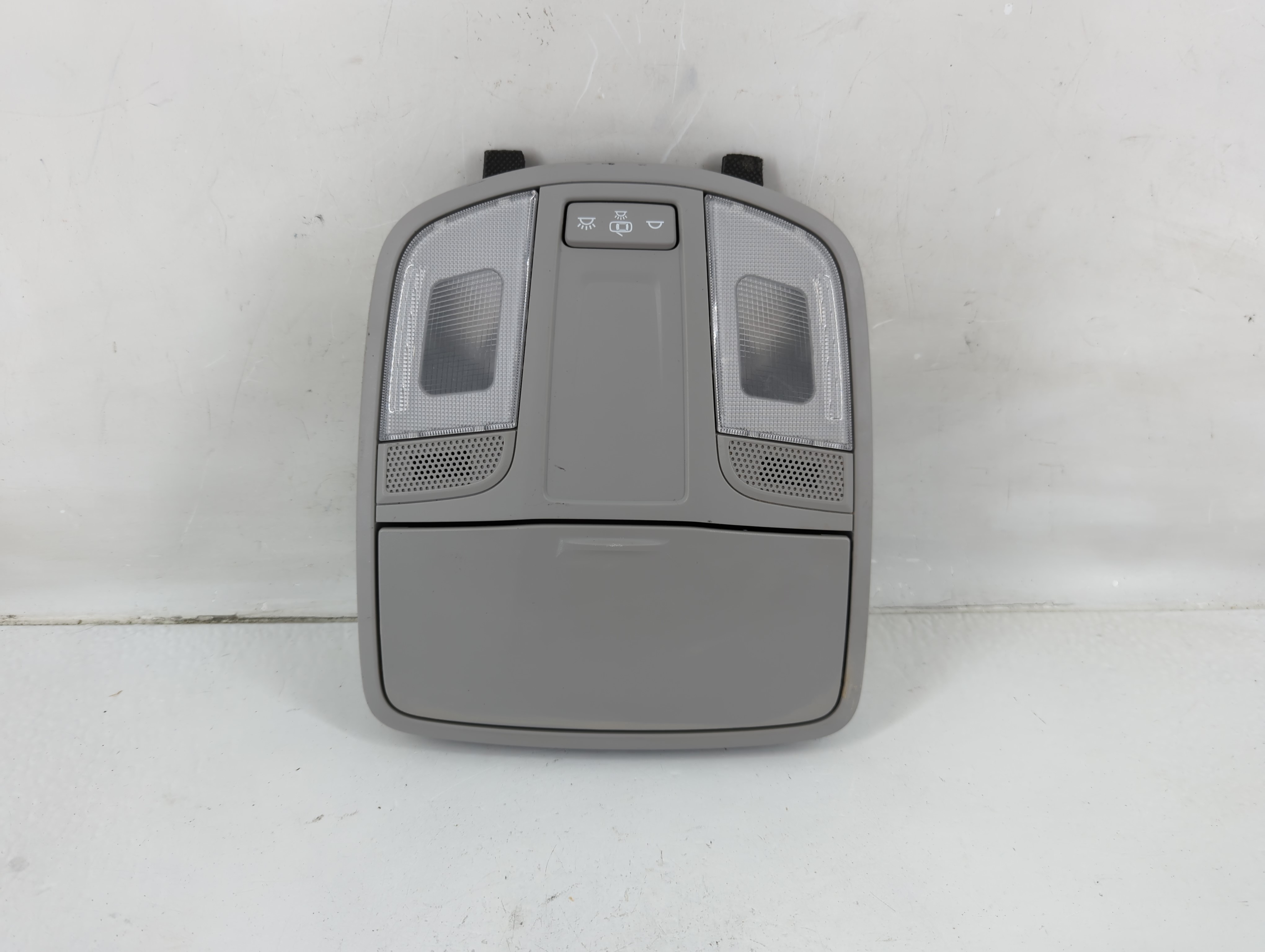 2019 Hyundai Tucson Overhead Roof Console 1118532 - Oemusedautoparts1.com