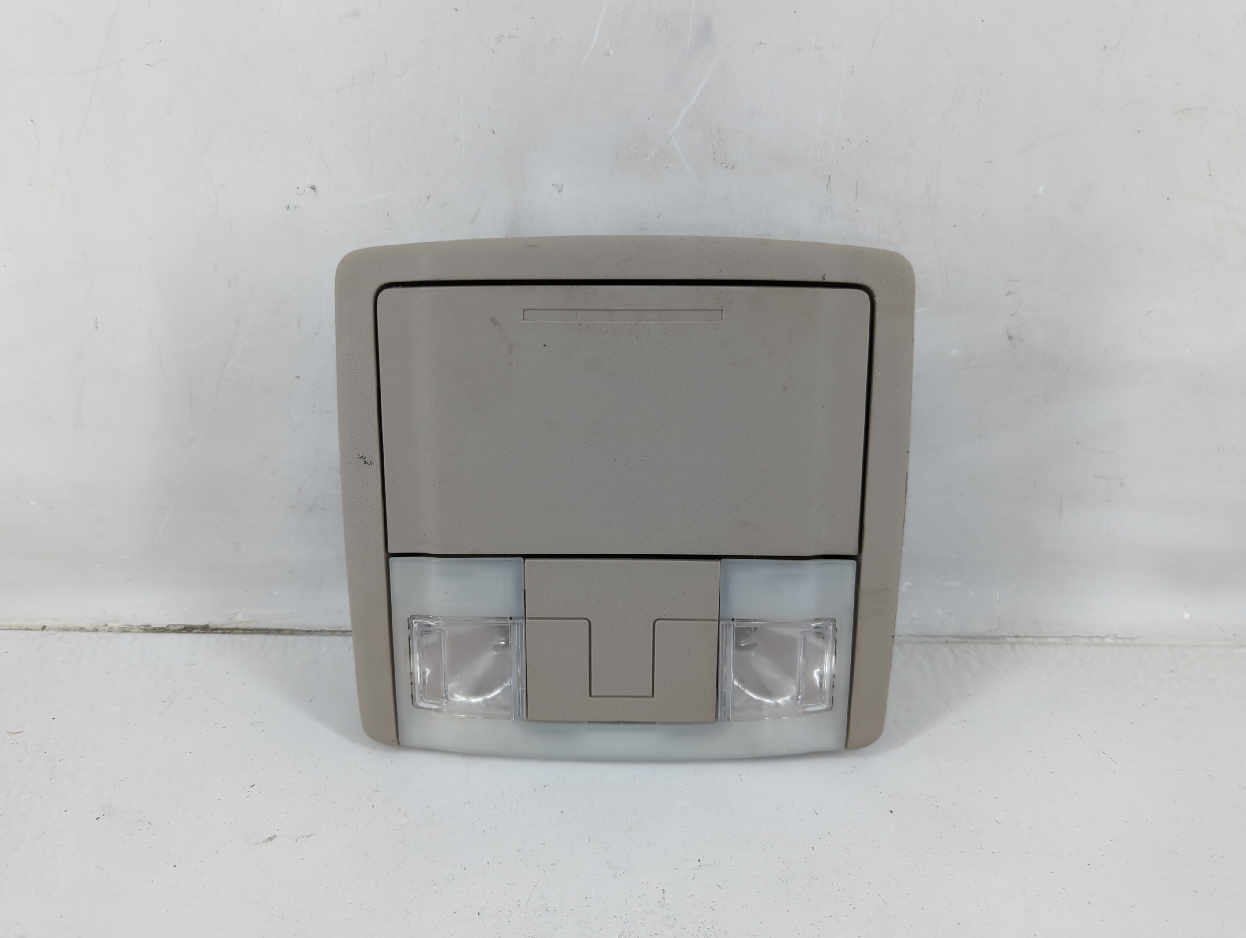 2014 Ford Edge Overhead Roof Console 1118539 - Oemusedautoparts1.com