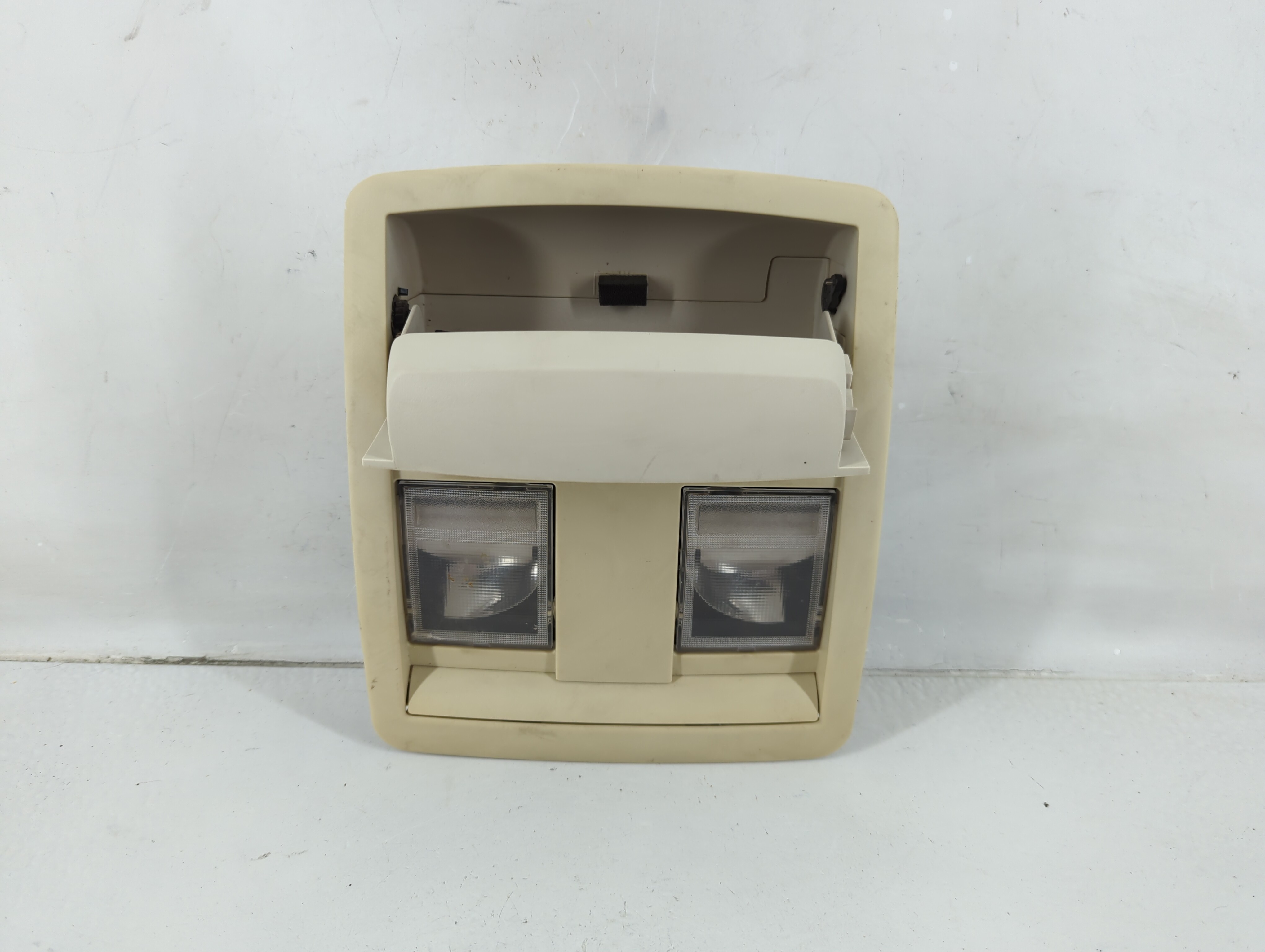 Picture of 2010 Dodge Charger Overhead Roof Console 1118551