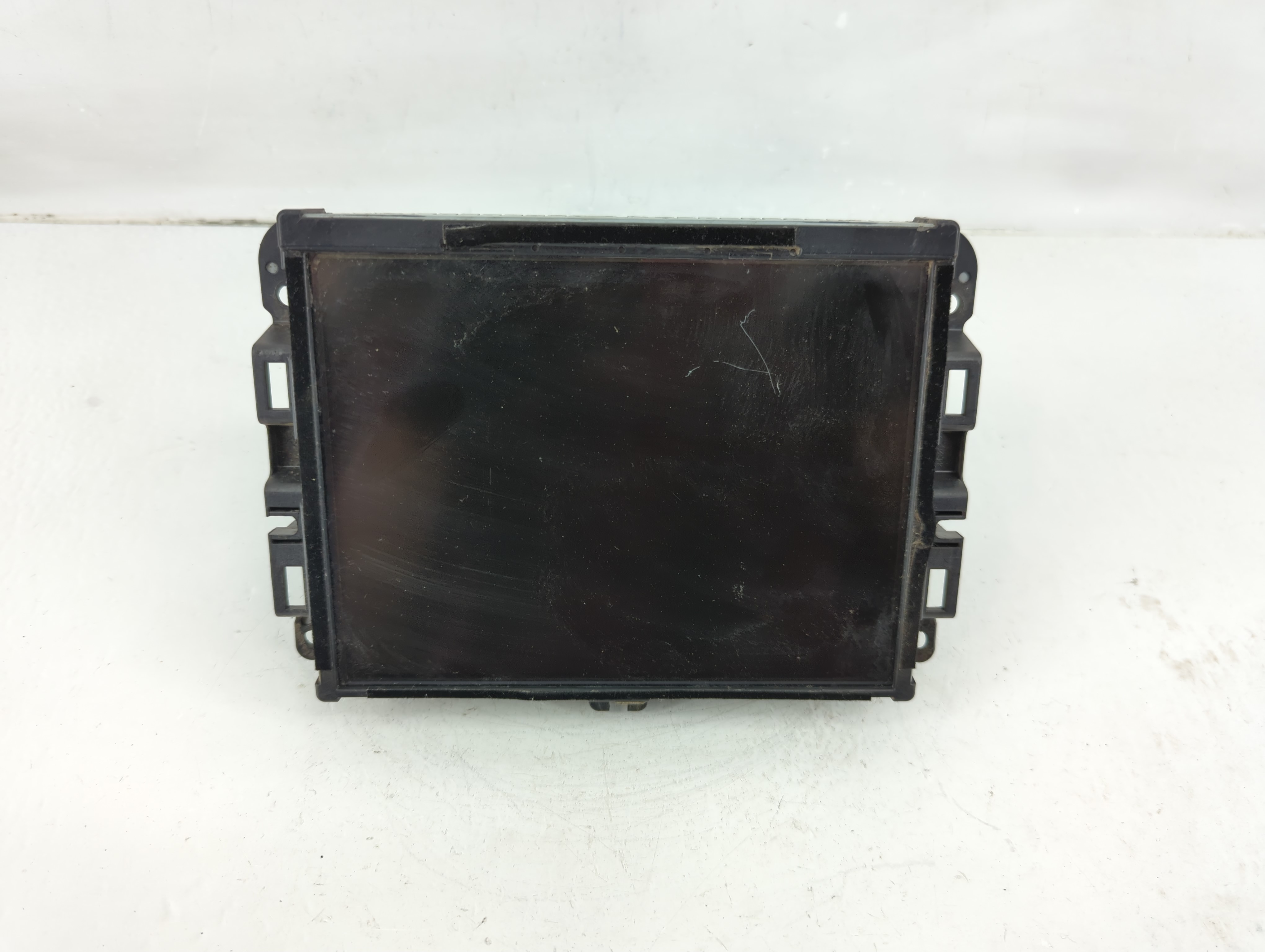 2017-2017 Jeep Cherokee Am Fm Cd Player Radio Receiver 1118555 - Oemusedautoparts1.com