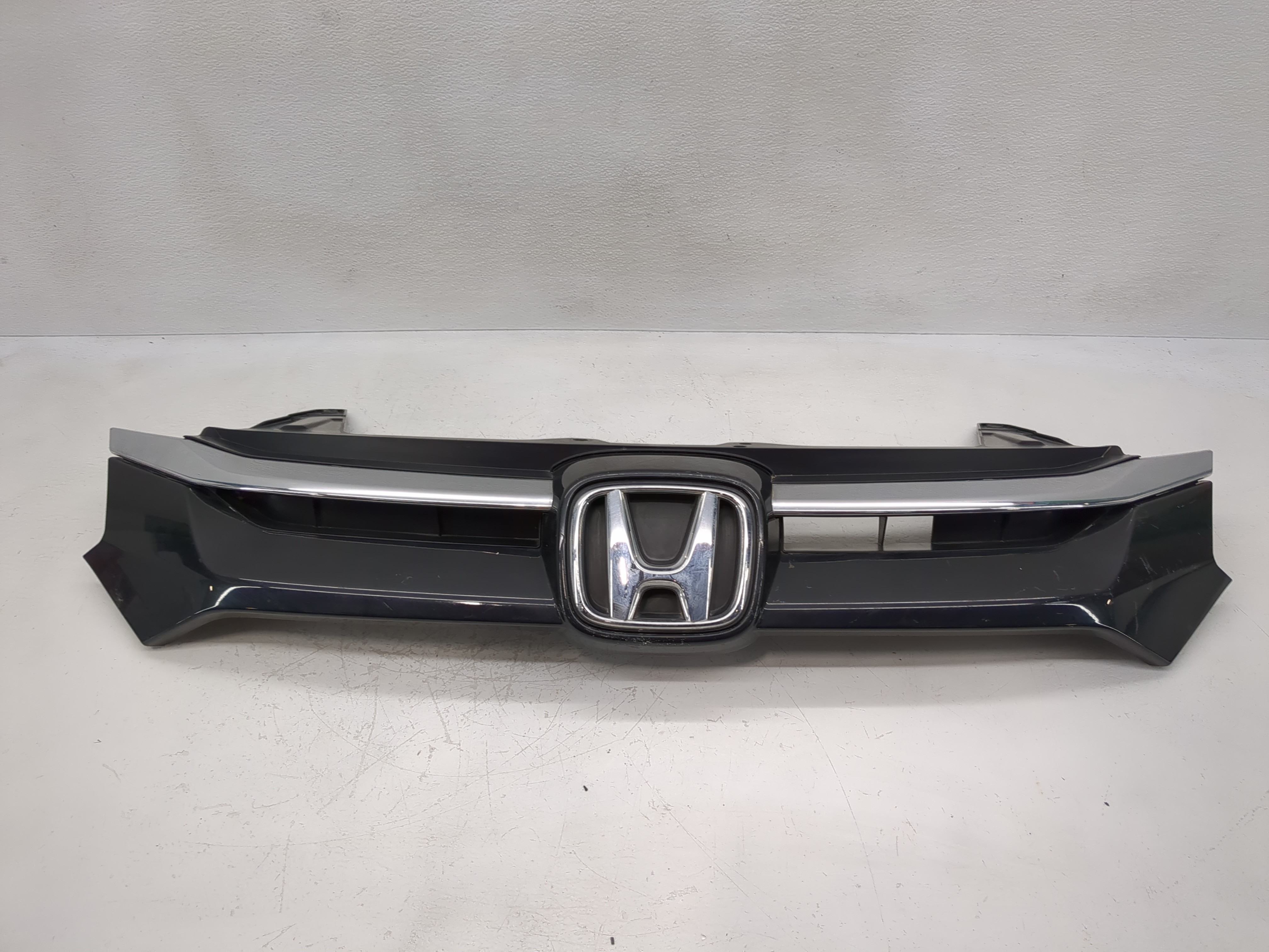 2015-2016 Honda Cr-v Front Bumper Grille Cover 1118576 - Oemusedautoparts1.com