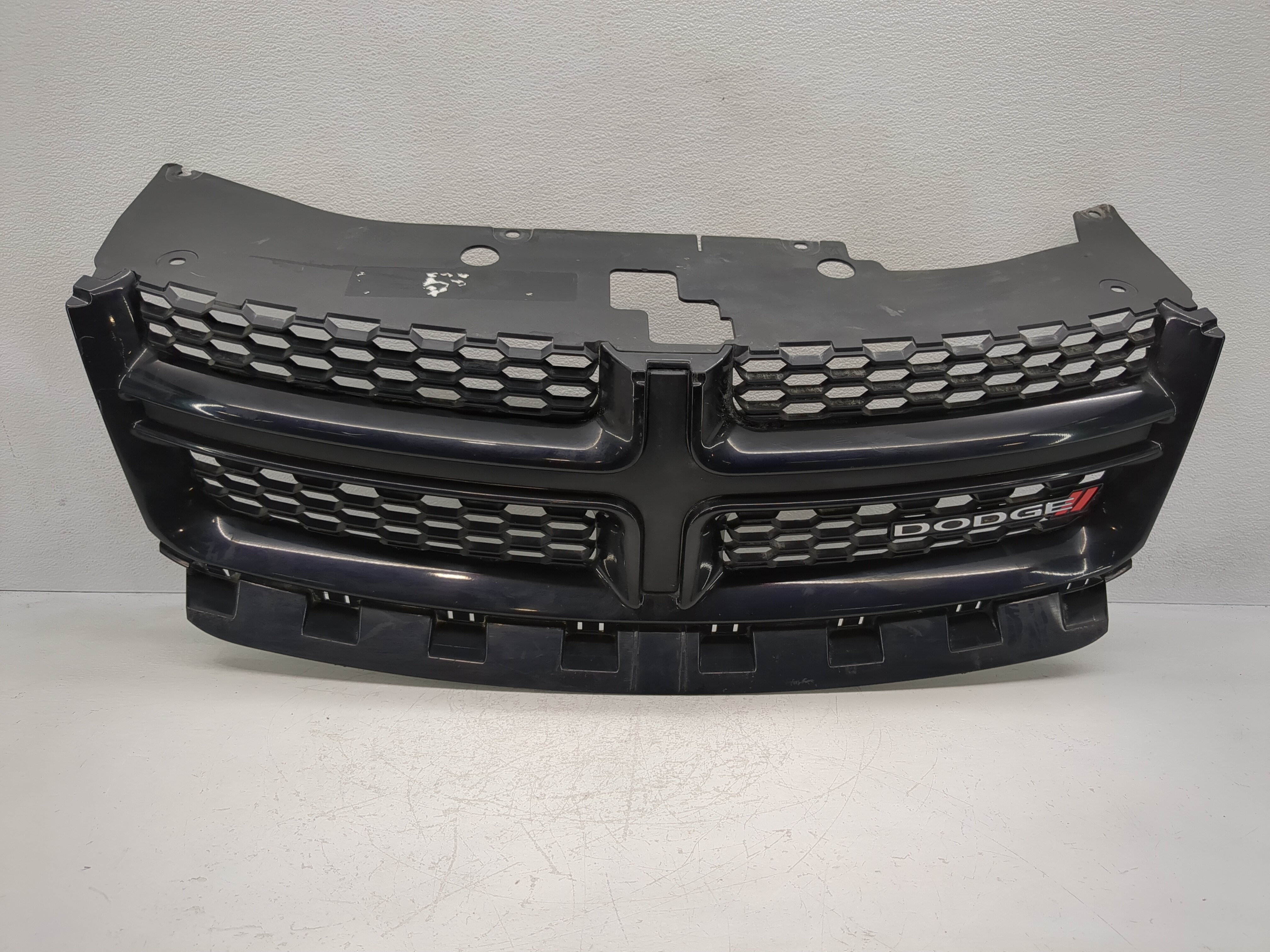2011-2014 Dodge Avenger Front Bumper Grille Cover 1118595 - Oemusedautoparts1.com