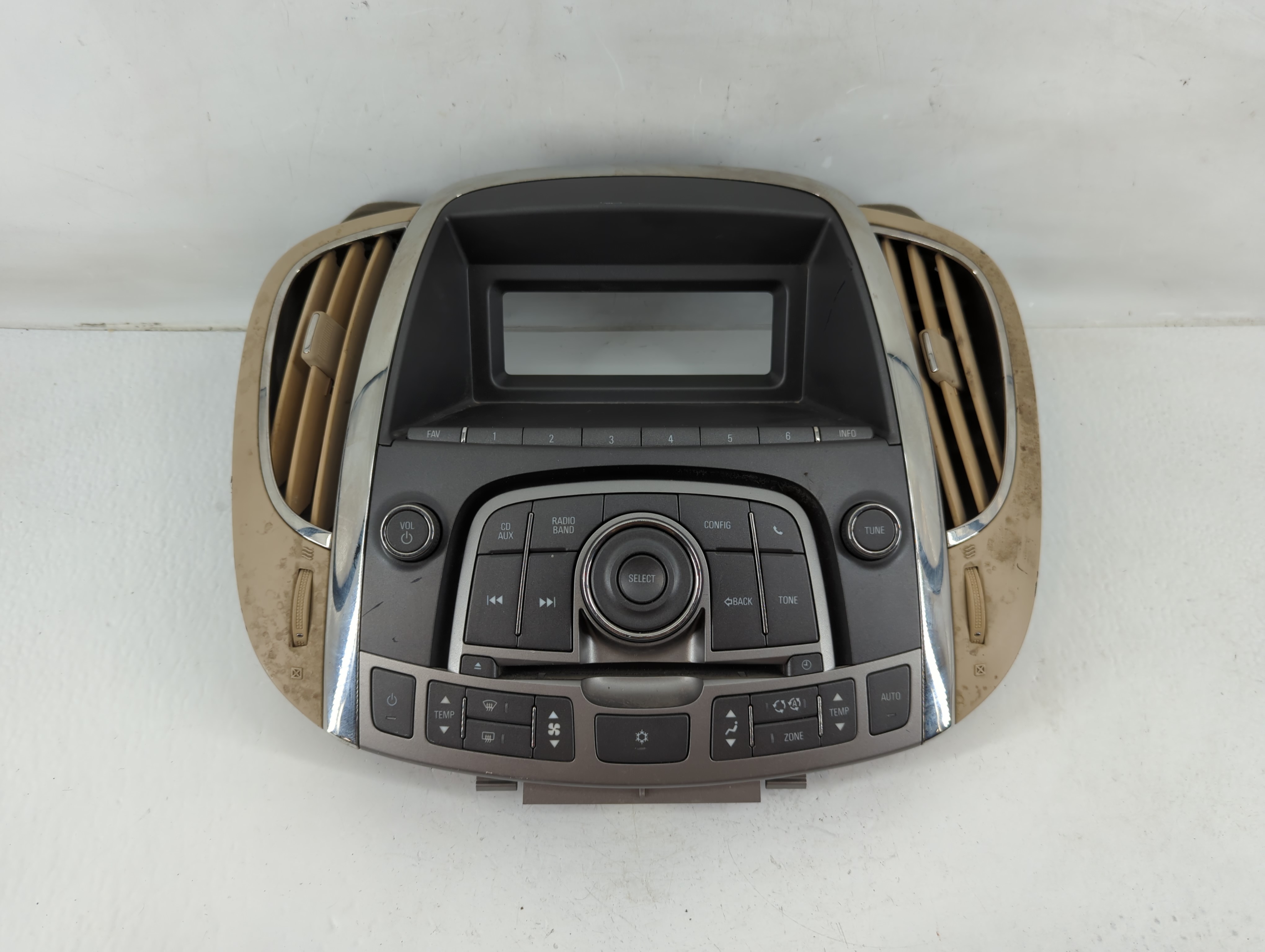 Picture of 2010-2012 Buick Lacrosse Am Fm Cd Player Radio Receiver 1118596