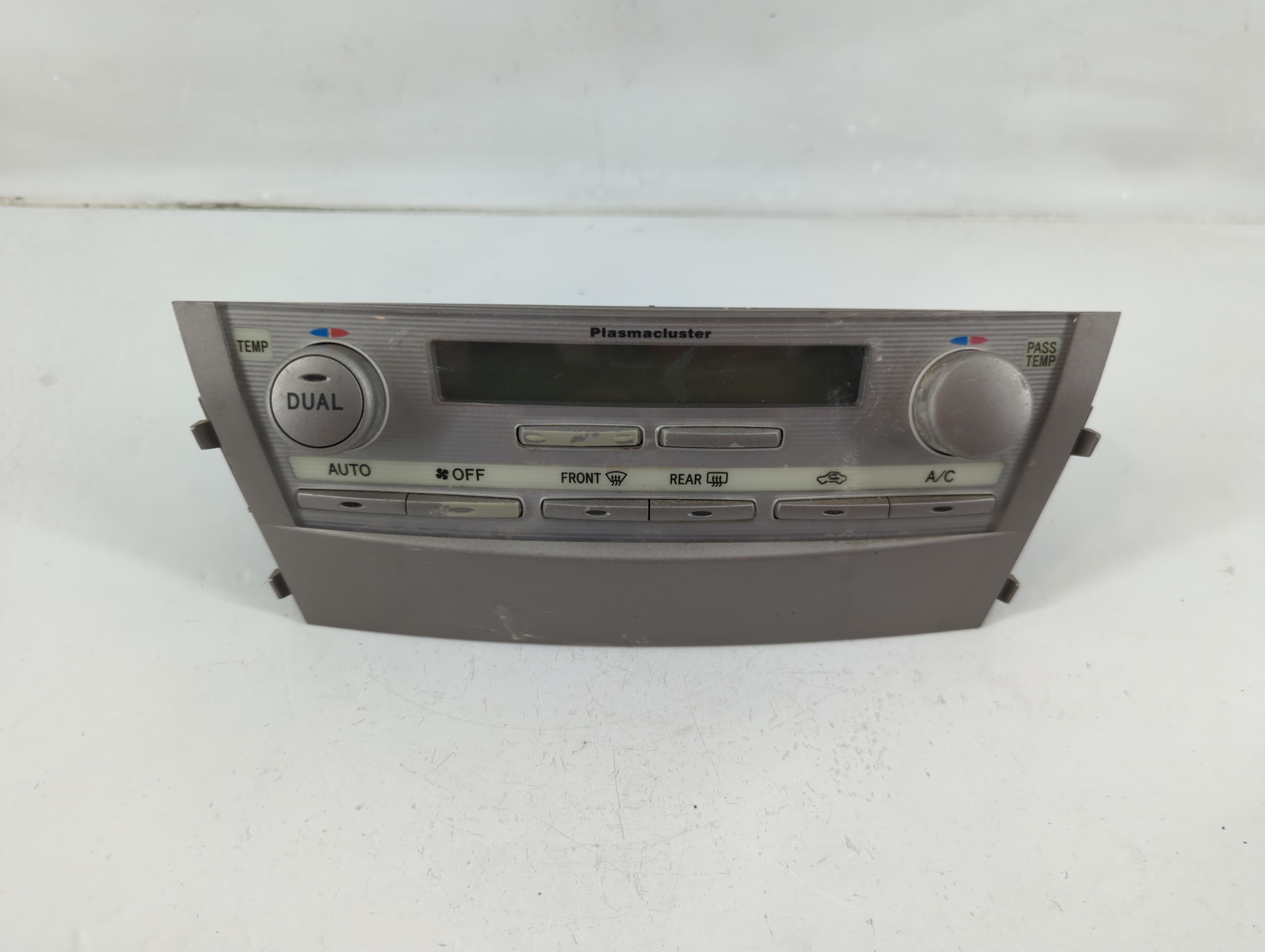 Picture of 2010-2011 Toyota Camry Ac Heater Climate Control 55900-06330 1118615