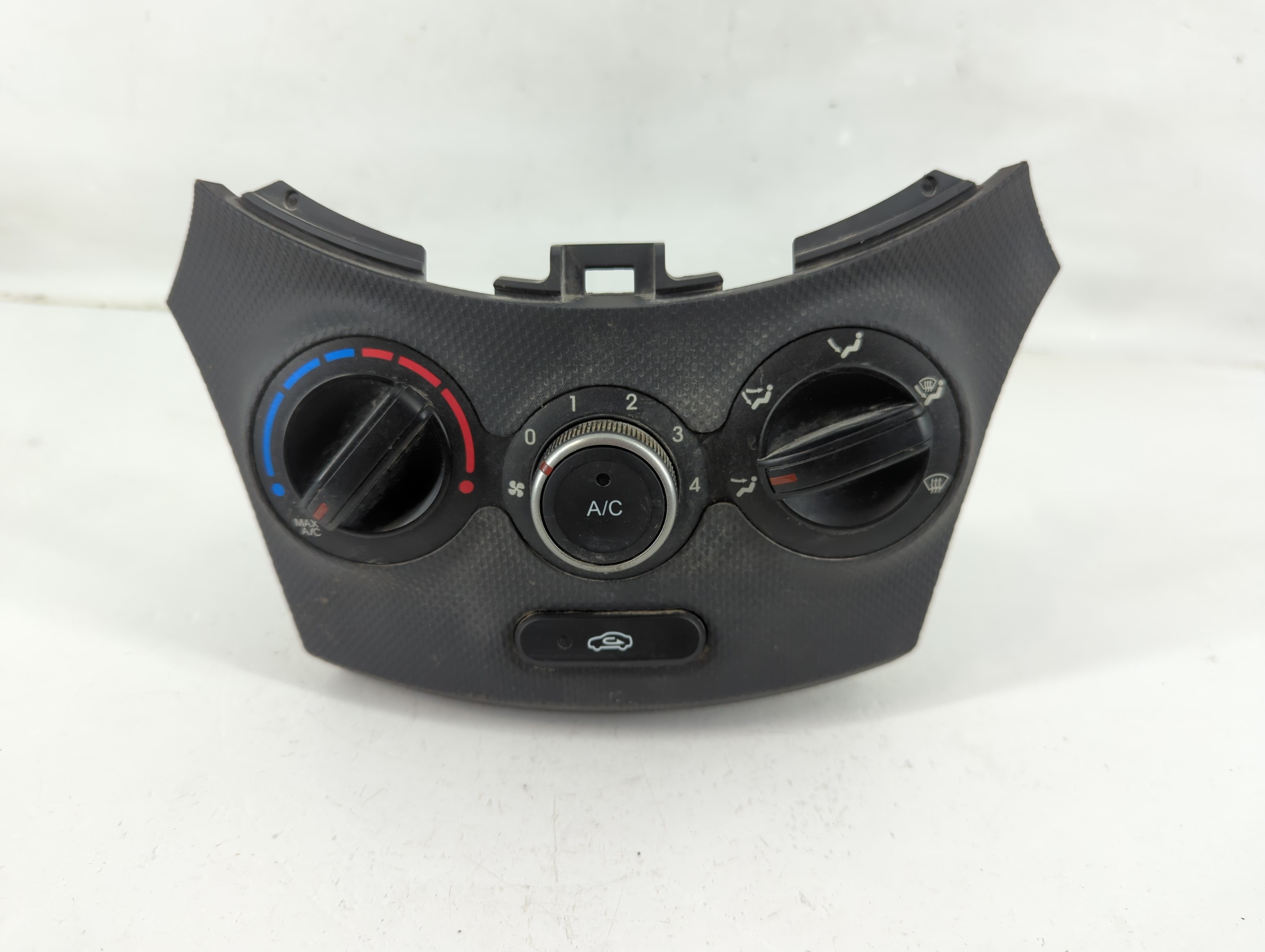 2015-2017 Hyundai Accent Ac Heater Climate Control 97250-1rbl1rdy 1118617 - Oemusedautoparts1.com
