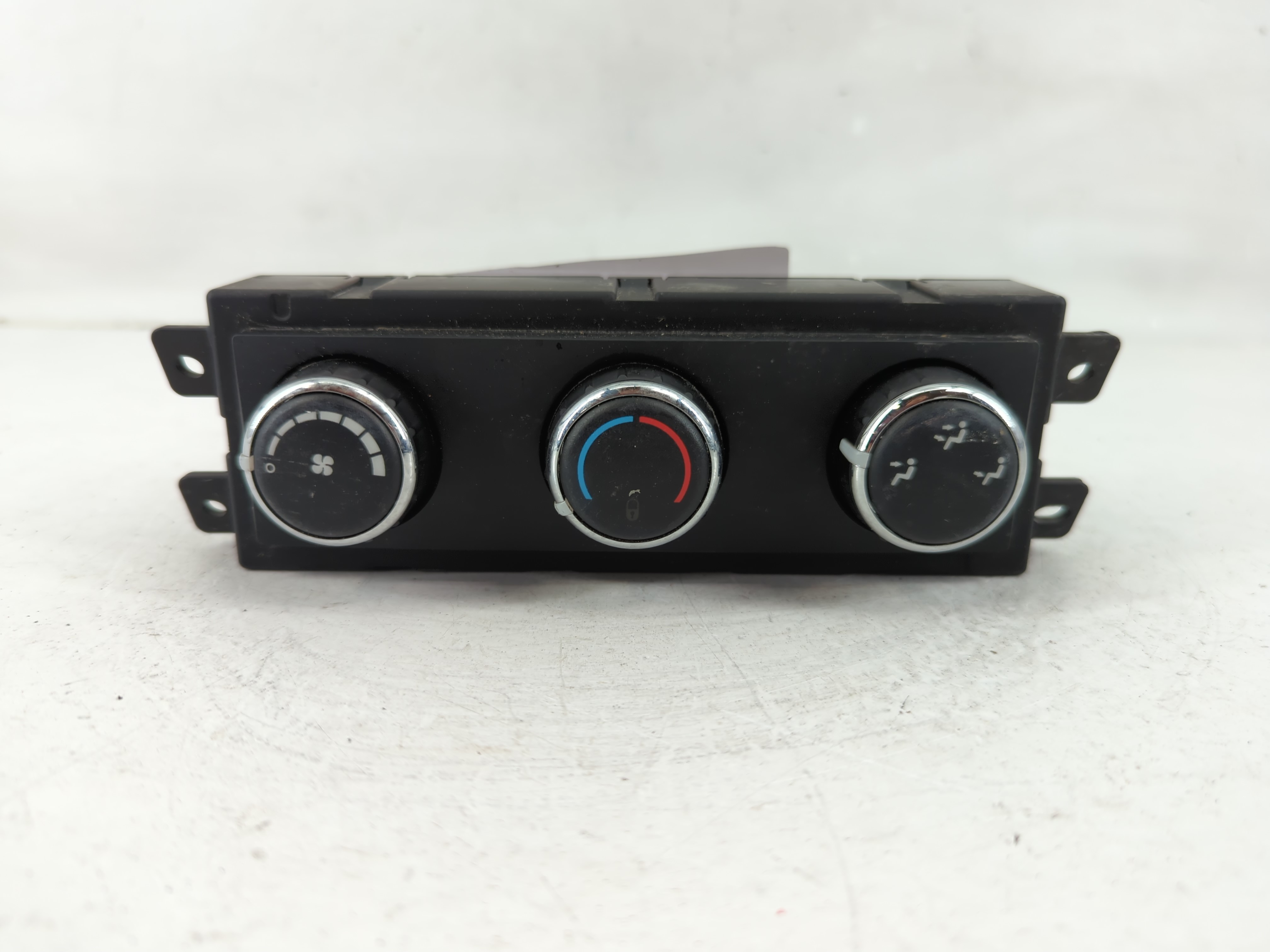 Dodge Caravan Ac Heater Climate Control 1118621 - Oemusedautoparts1.com