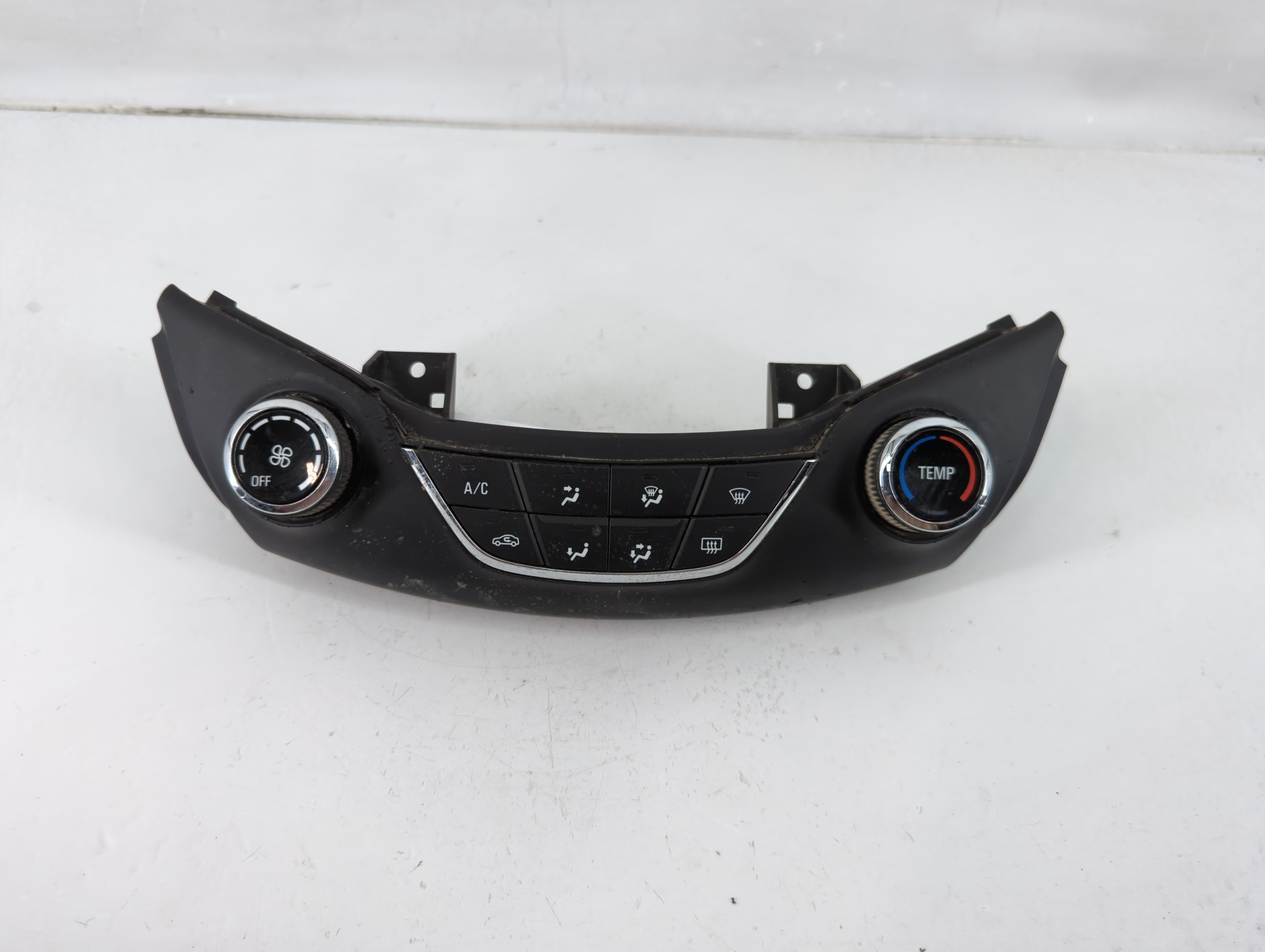 2016-2018 Chevrolet Cruze Ac Heater Climate Control 39028880 1118627 - Oemusedautoparts1.com