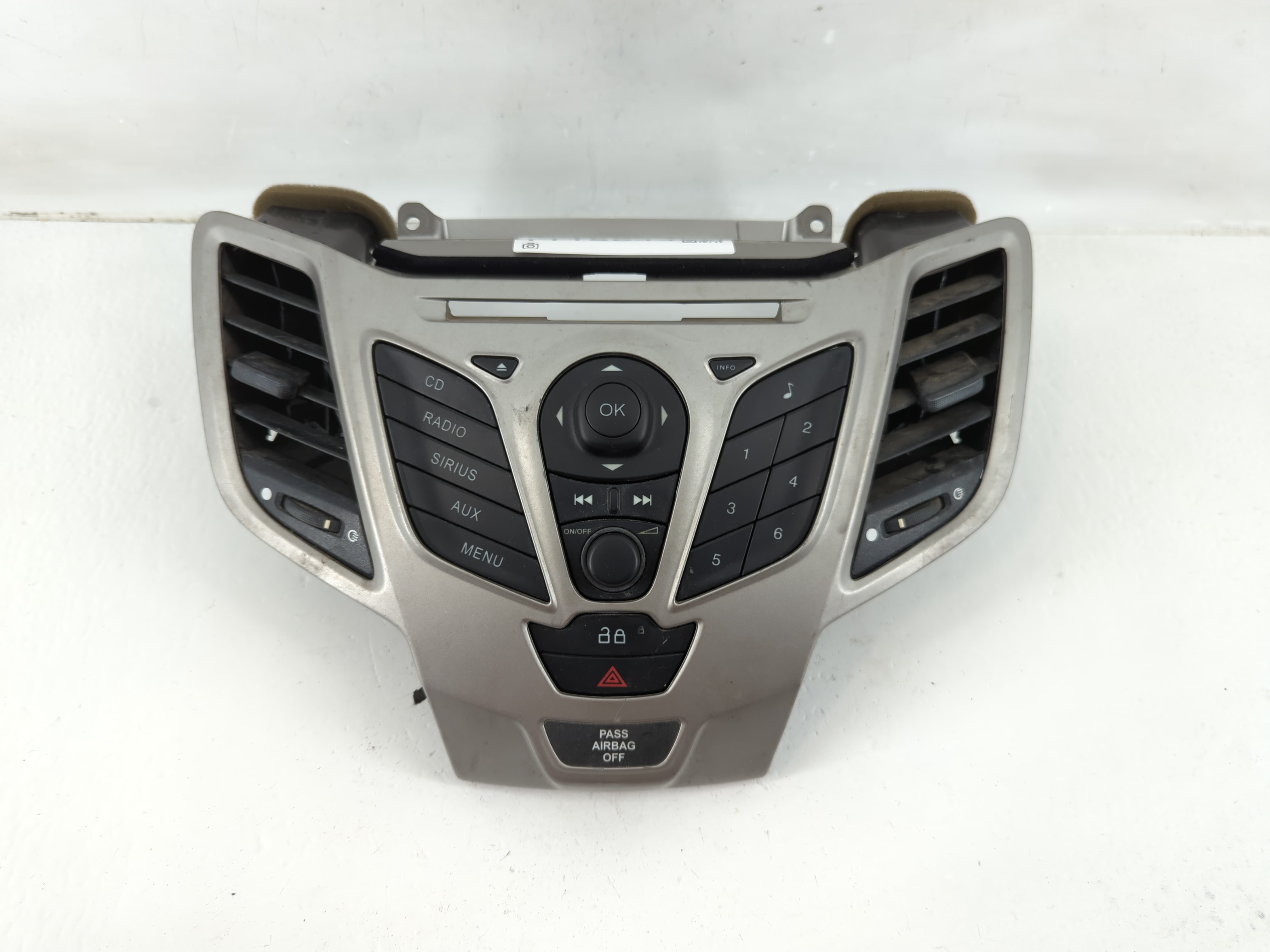 2013-2013 Ford Fiesta Am Fm Cd Player Radio Receiver 1118644 - Oemusedautoparts1.com